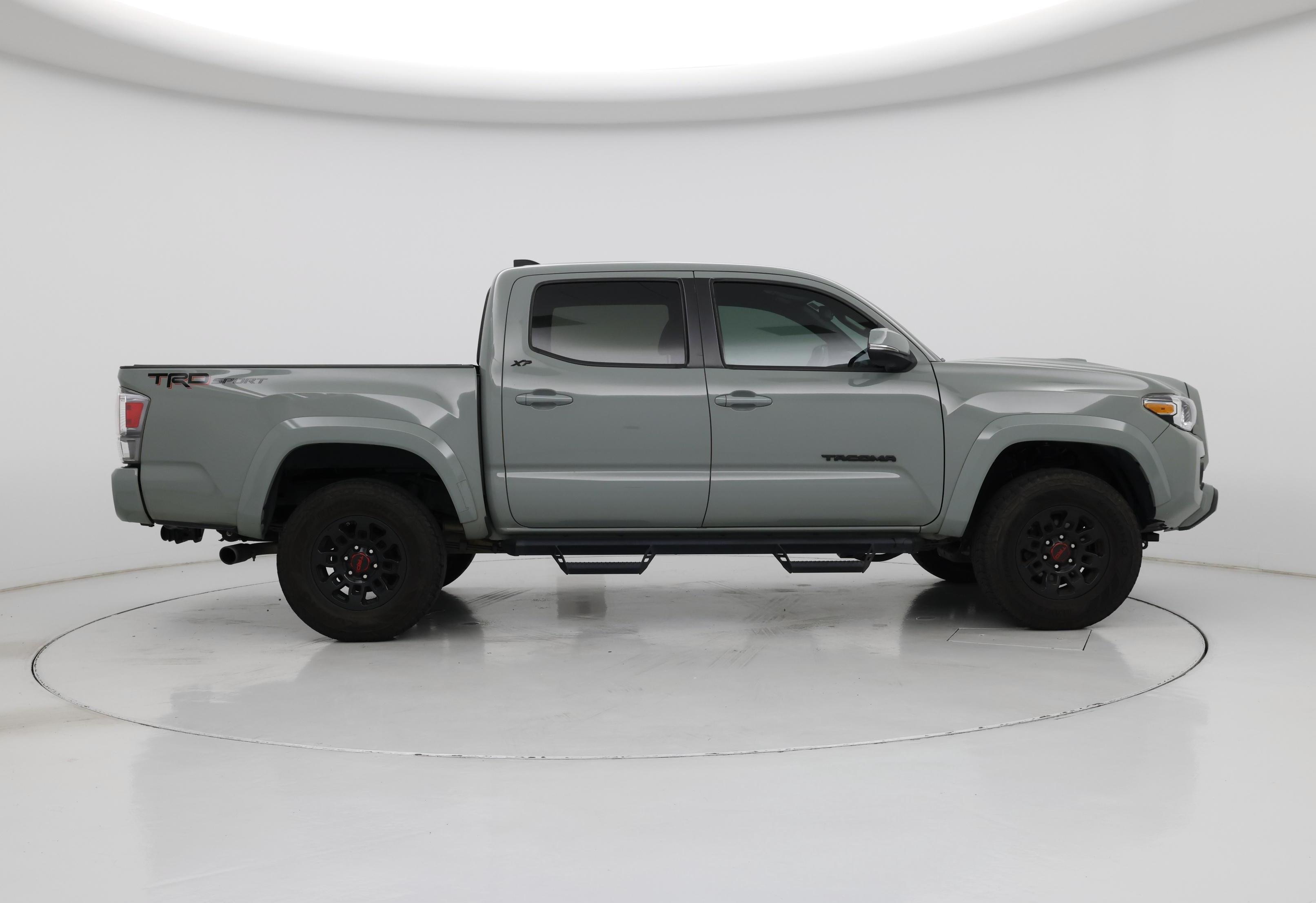 Thumbnail: 2022 Toyota Tacoma - 7