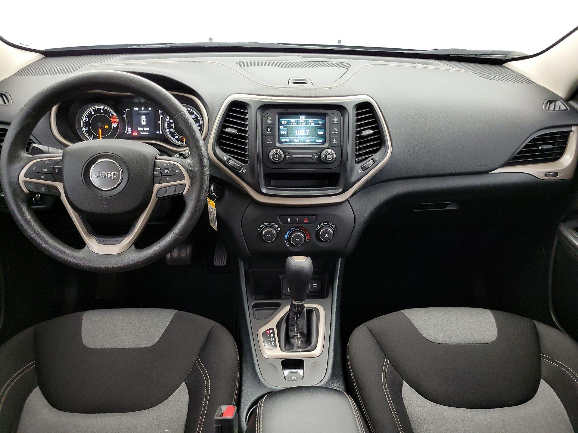 Thumbnail: 2016 Jeep Cherokee - 9