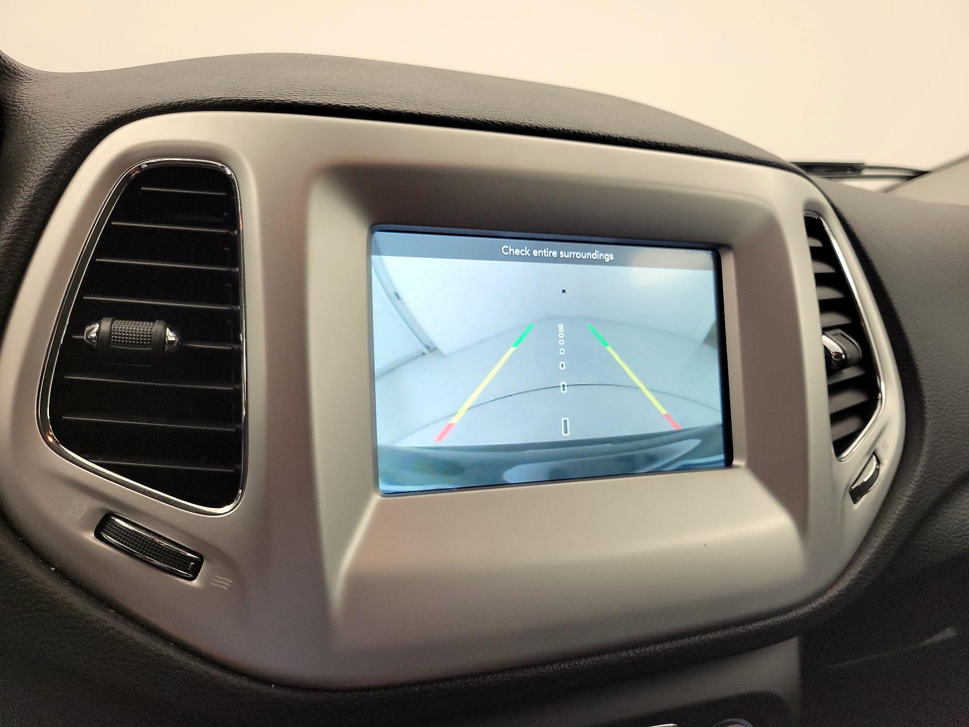Thumbnail: 2019 Jeep Compass - 14