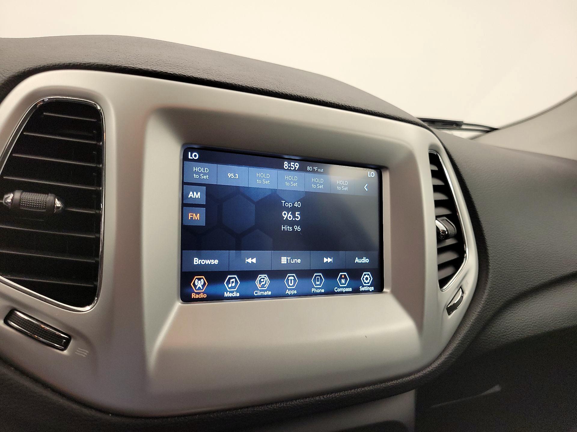 Thumbnail: 2019 Jeep Compass - 15
