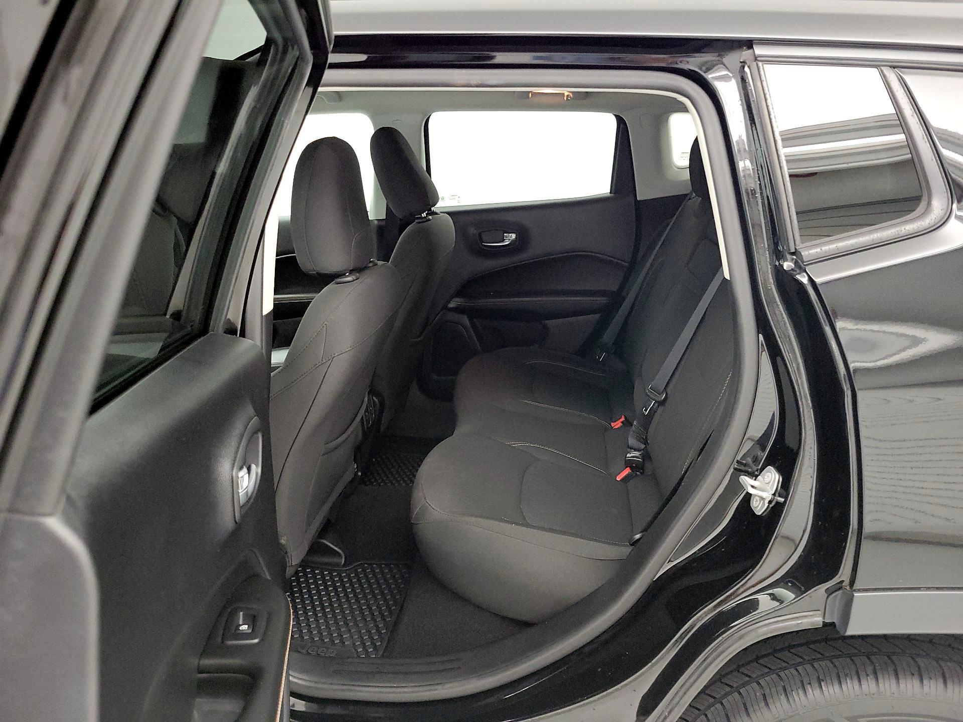 Thumbnail: 2019 Jeep Compass - 19
