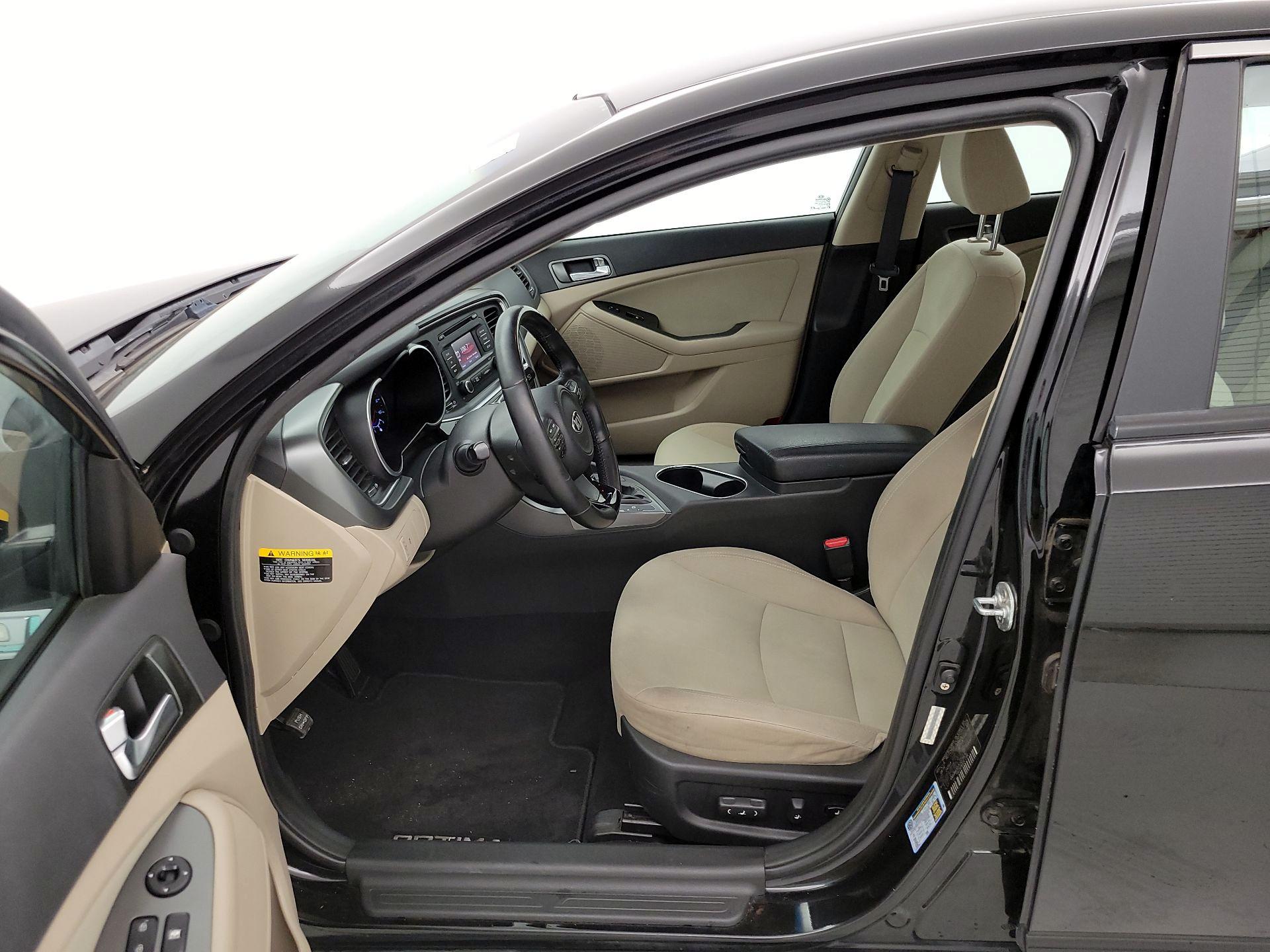 Thumbnail: 2015 Kia Optima - 11
