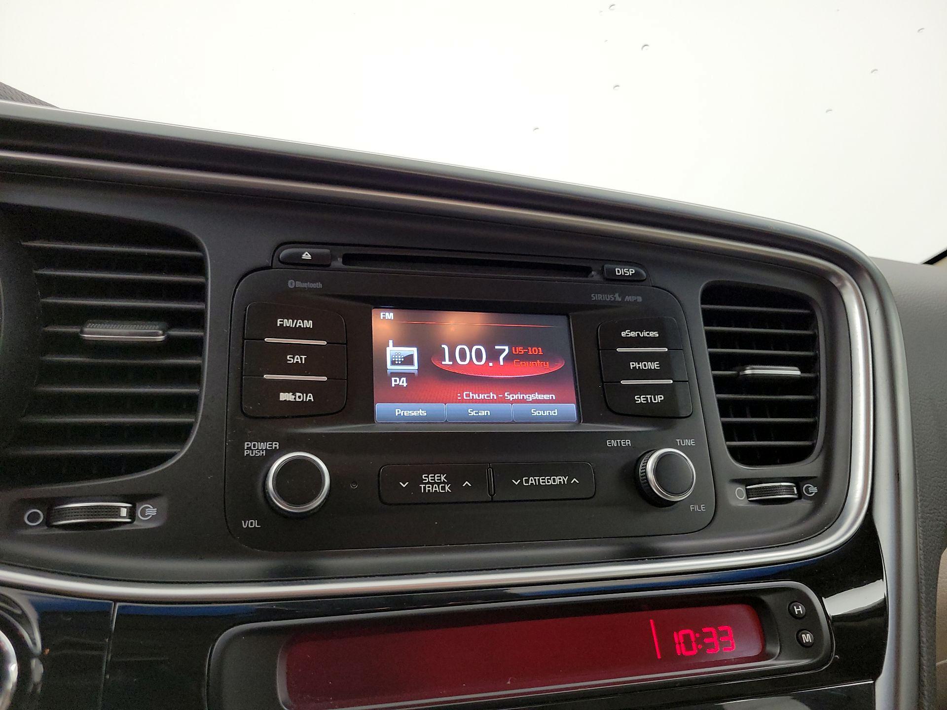 Thumbnail: 2015 Kia Optima - 15