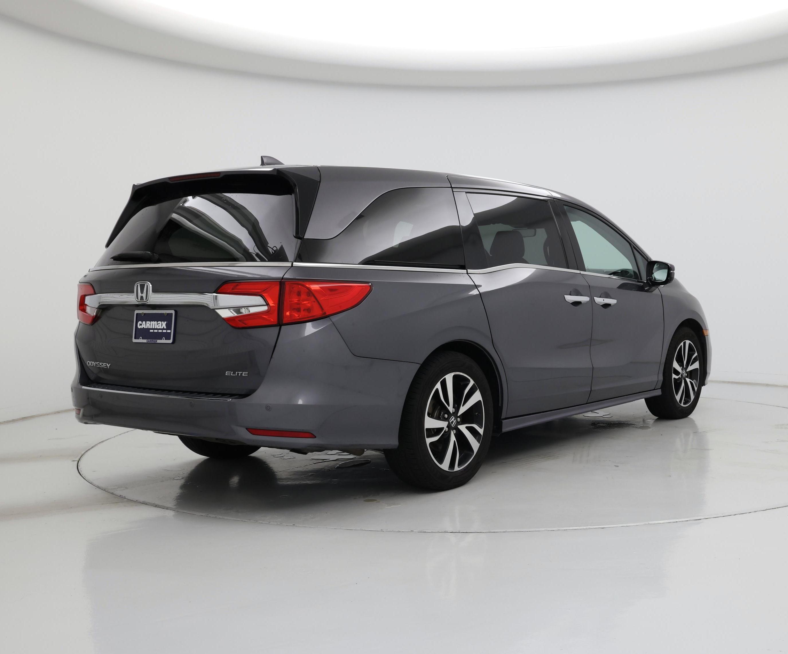 Thumbnail: 2018 Honda Odyssey - 8