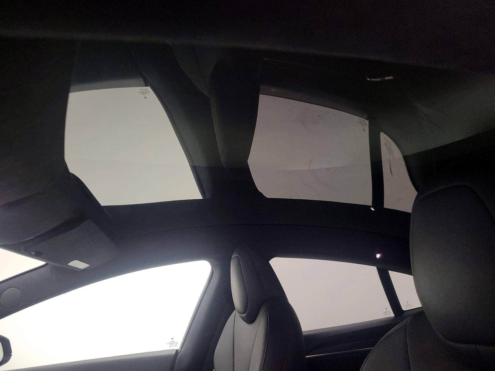 Thumbnail: 2021 Tesla Model S - 18