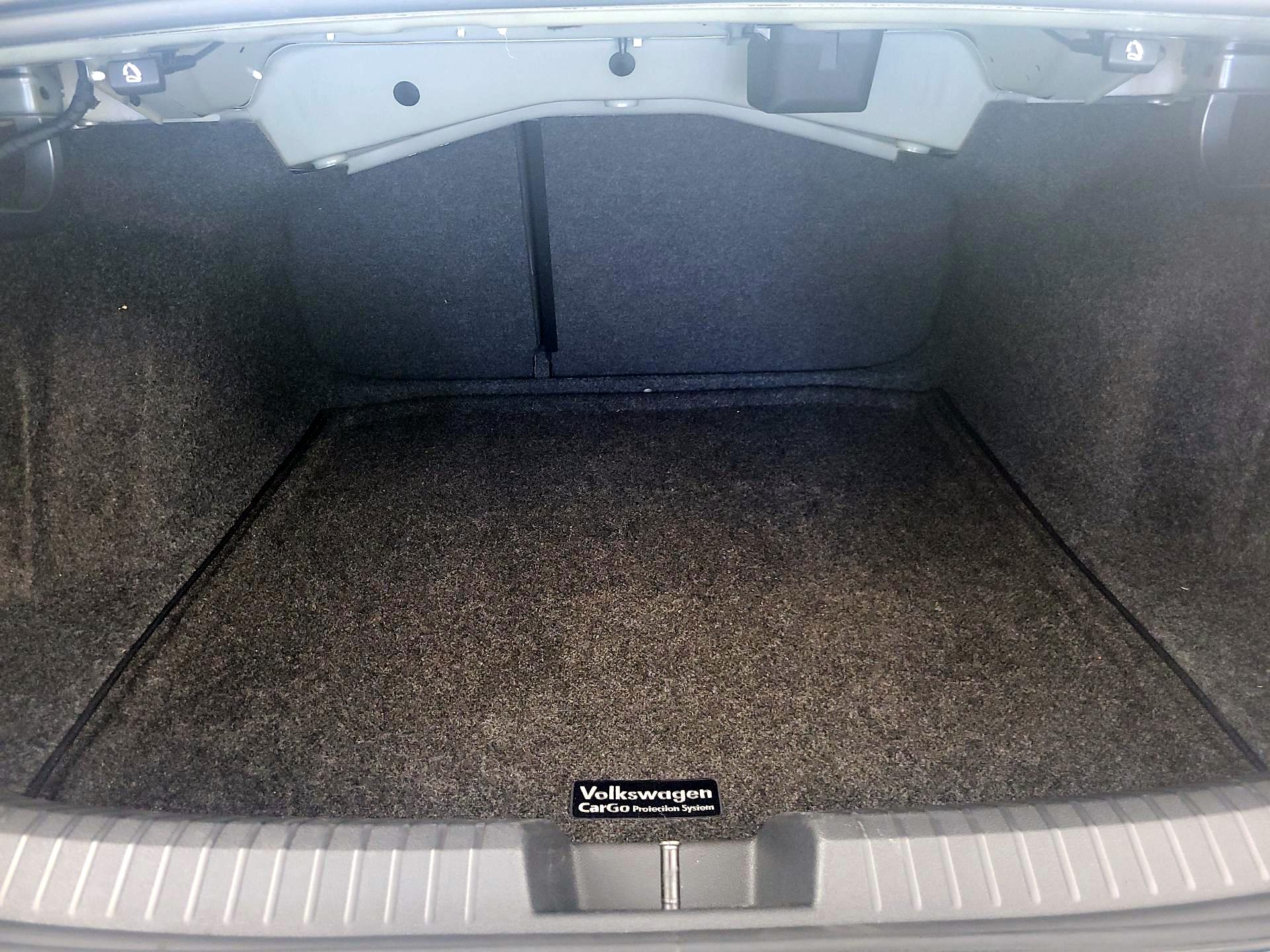 Thumbnail: 2022 Volkswagen Jetta - 20