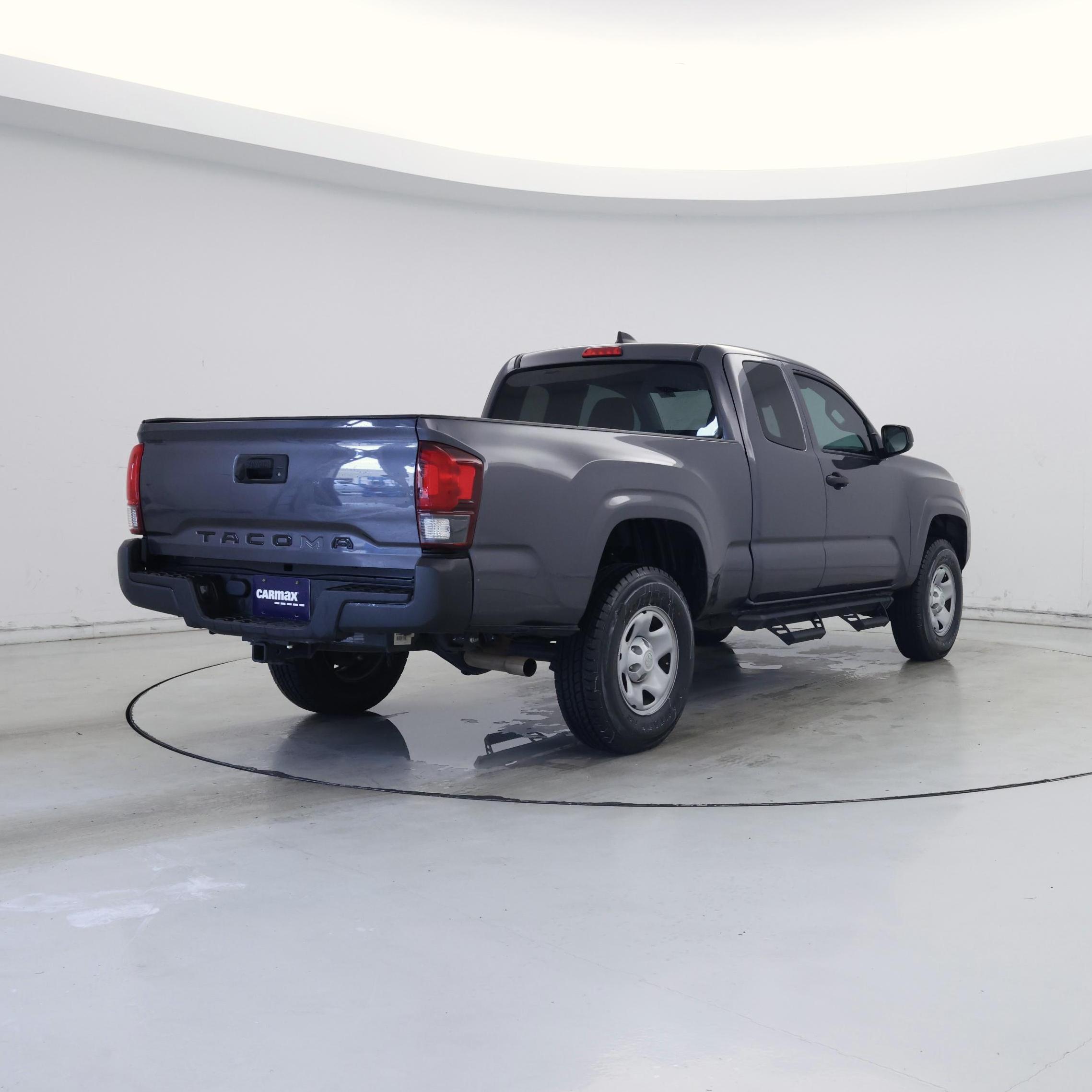 Thumbnail: 2022 Toyota Tacoma - 8