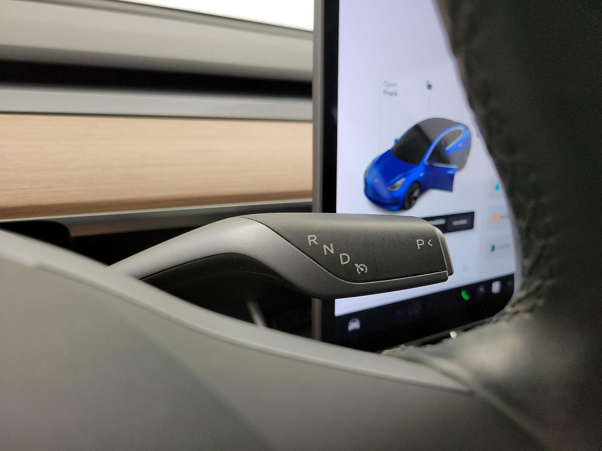 Thumbnail: 2019 Tesla Model 3 - 17