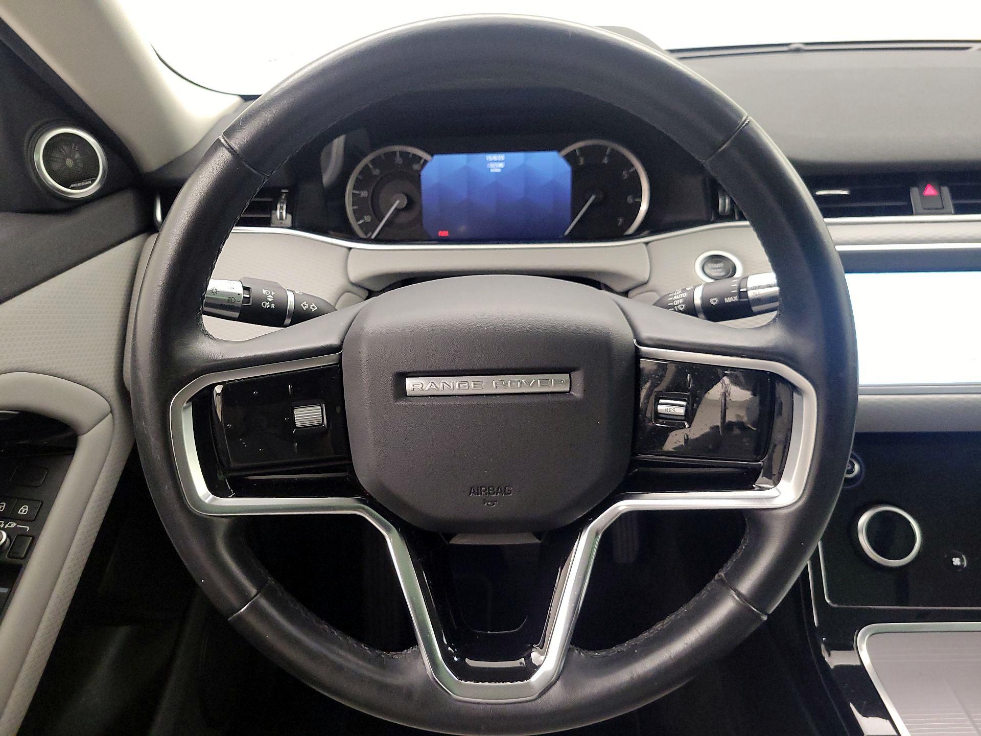 Thumbnail: 2021 Land Rover Range Rover Evoque - 10