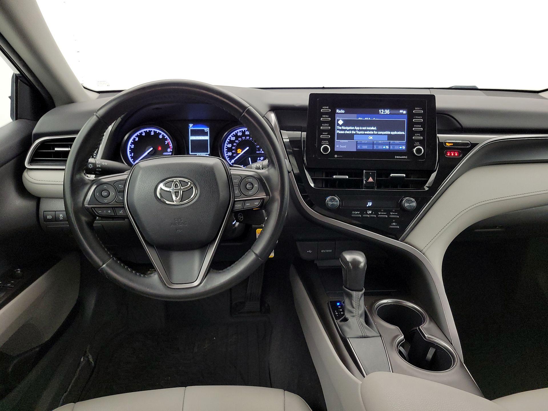 Thumbnail: 2021 Toyota Camry - 10