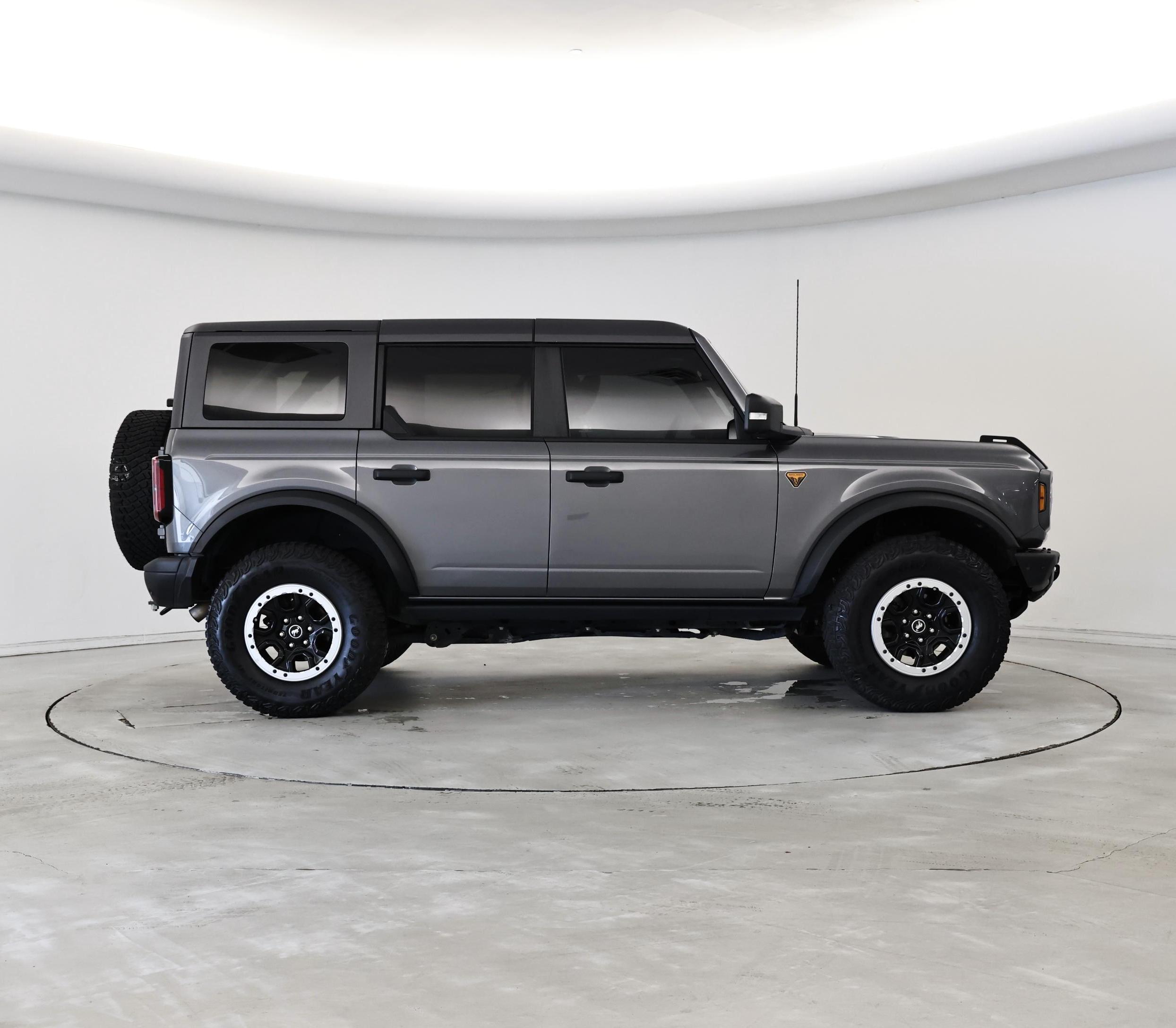 Thumbnail: 2023 Ford Bronco - 7