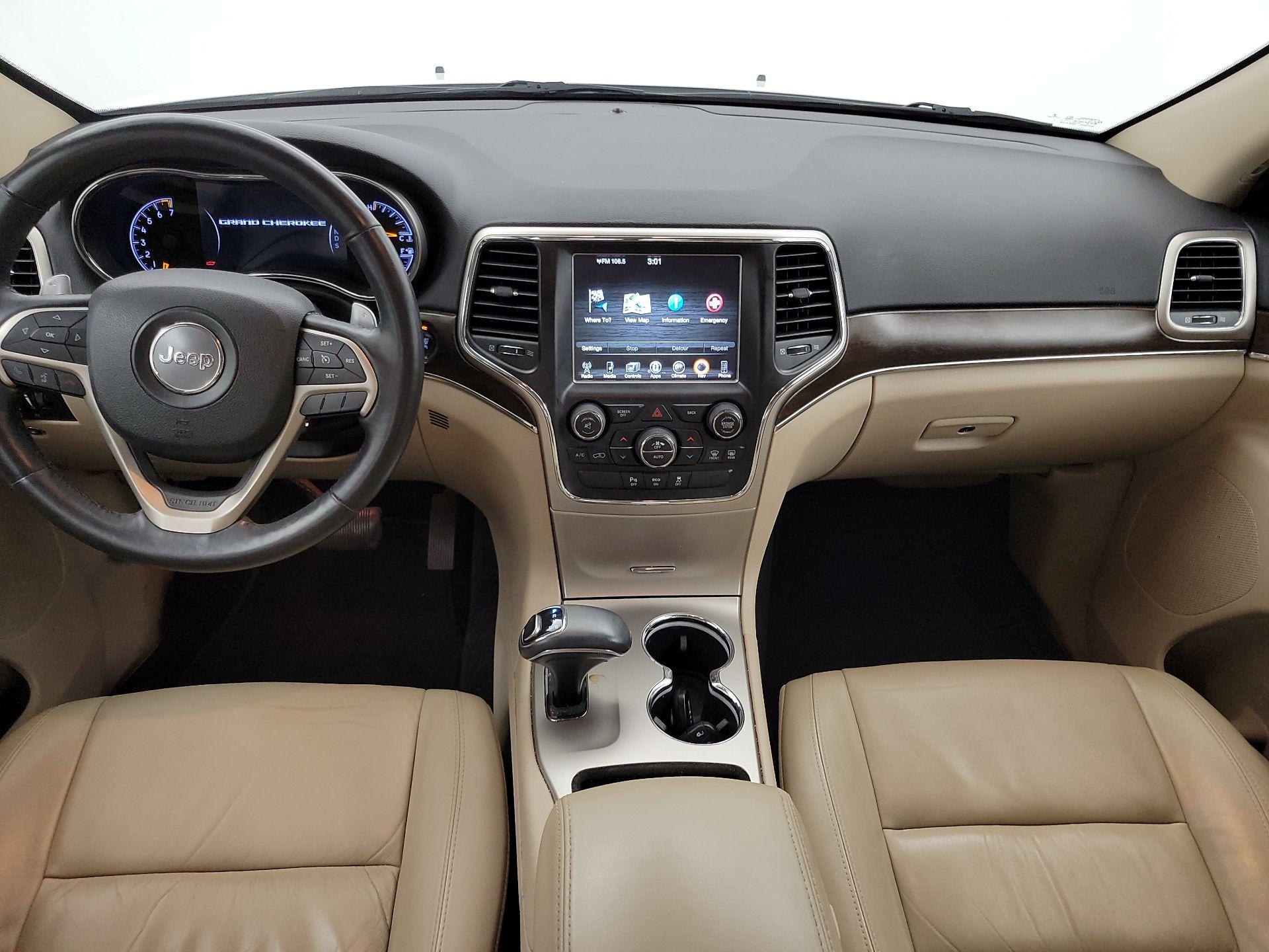 Thumbnail: 2015 Jeep Grand Cherokee - 9