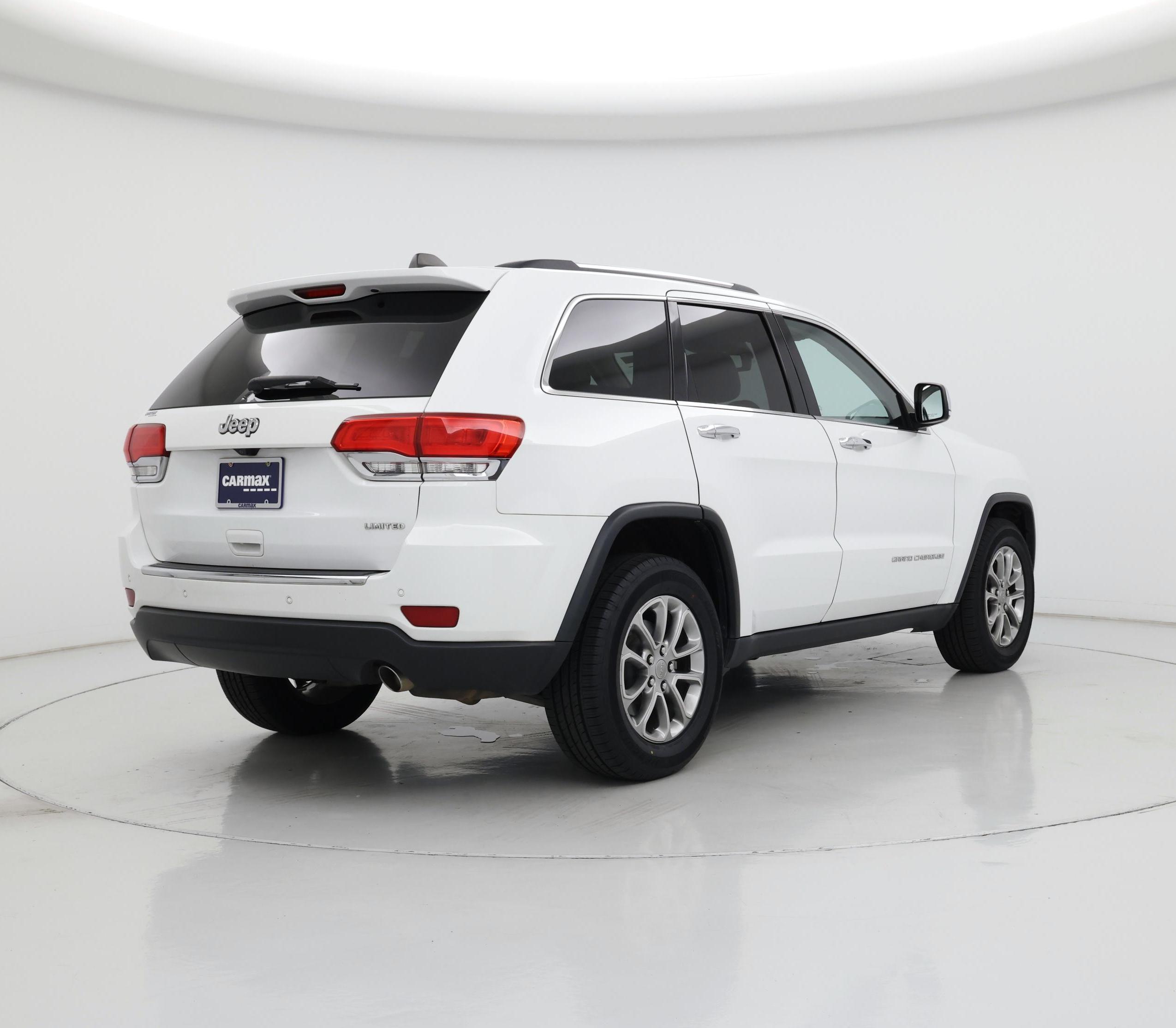 Thumbnail: 2015 Jeep Grand Cherokee - 8