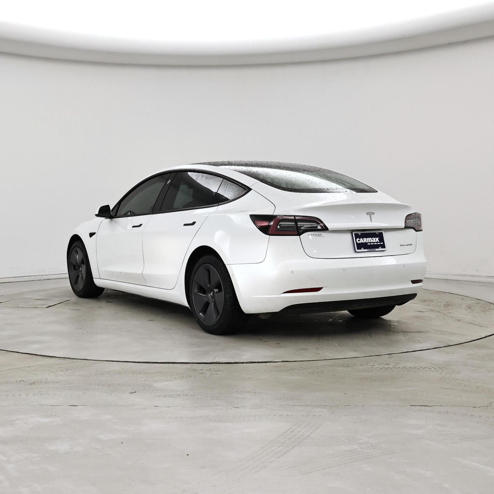 Thumbnail: 2022 Tesla Model 3 - 2