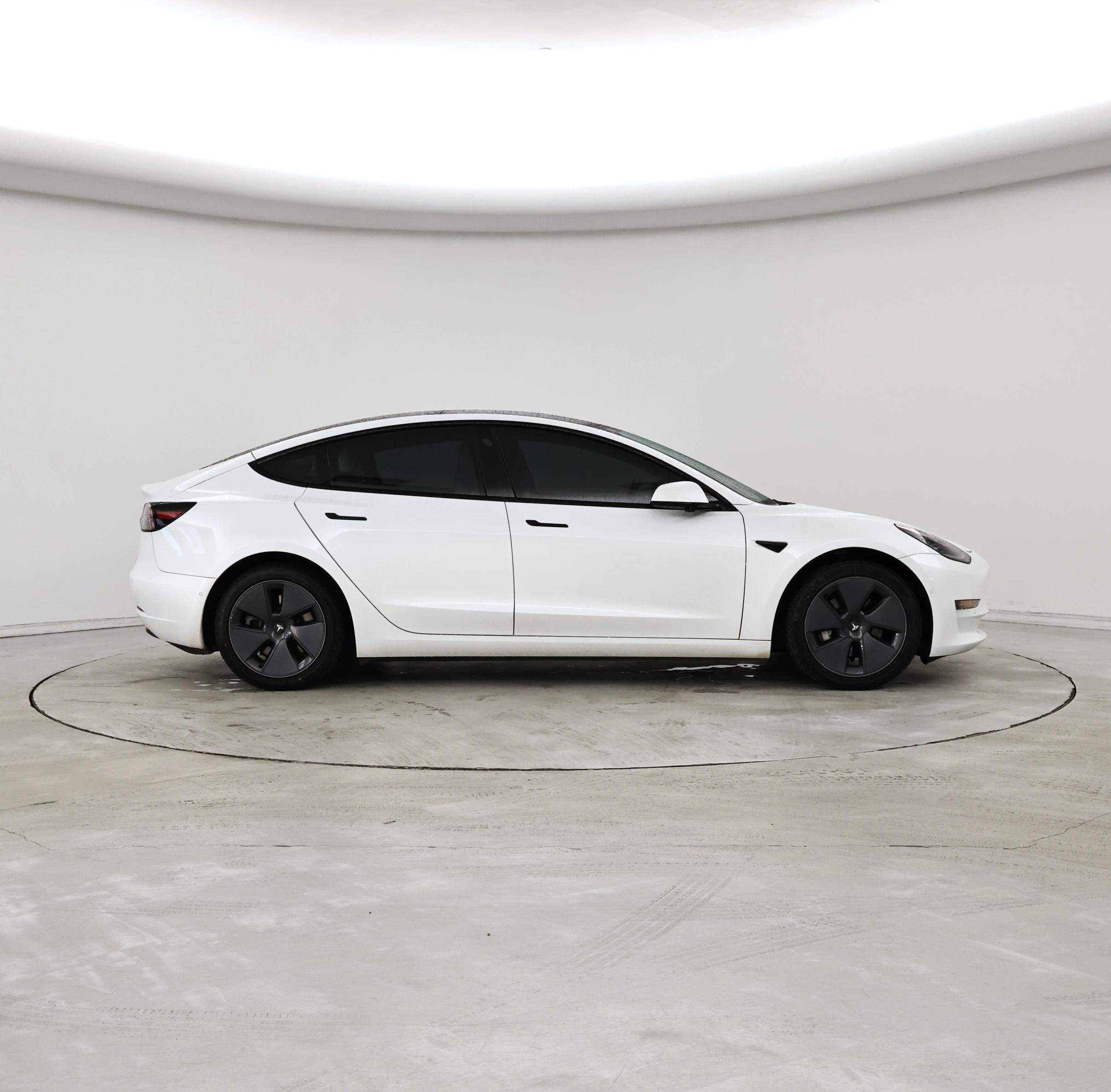 Thumbnail: 2022 Tesla Model 3 - 7