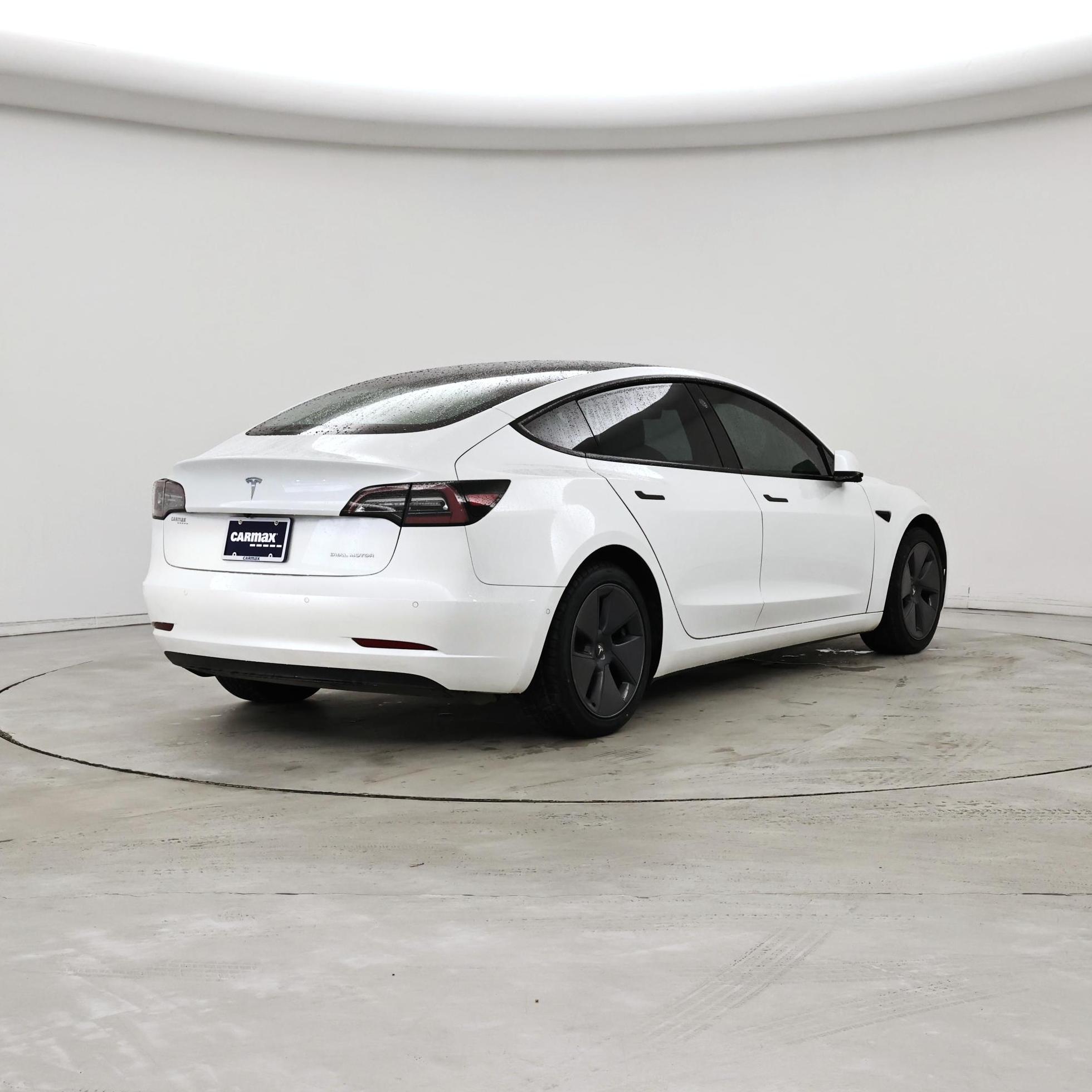 Thumbnail: 2022 Tesla Model 3 - 8