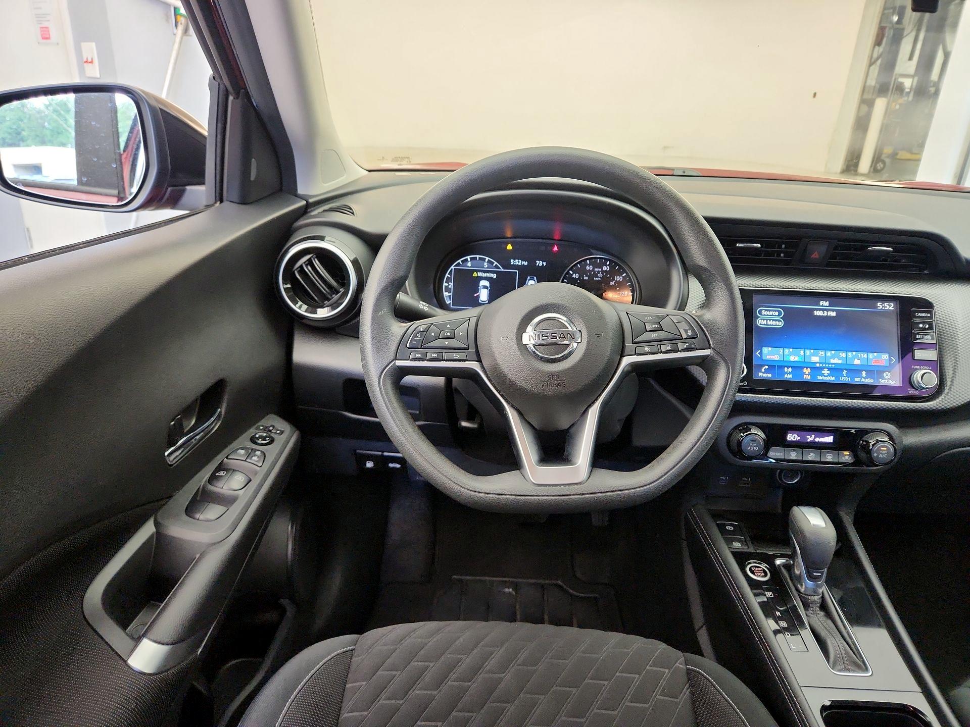 Thumbnail: 2021 Nissan Kicks - 10