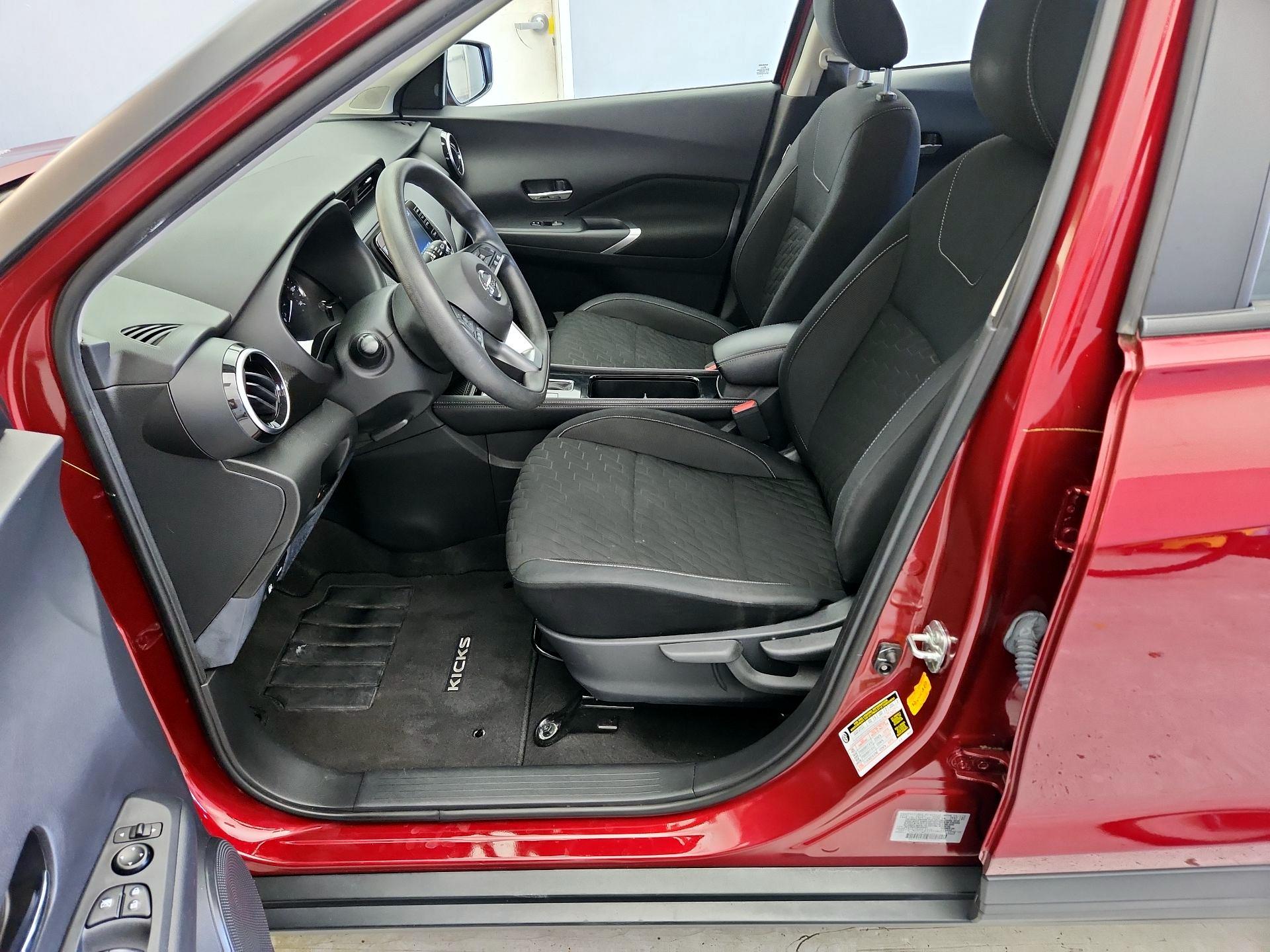 Thumbnail: 2021 Nissan Kicks - 11