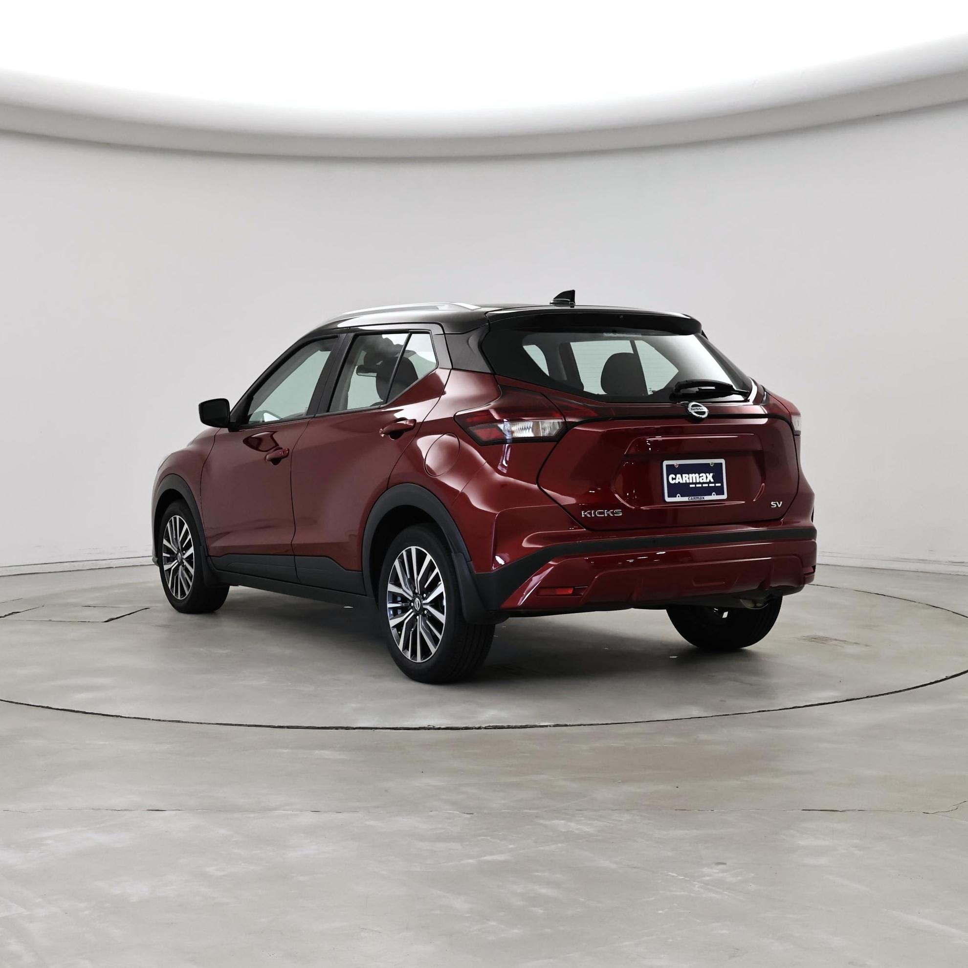 Thumbnail: 2021 Nissan Kicks - 2