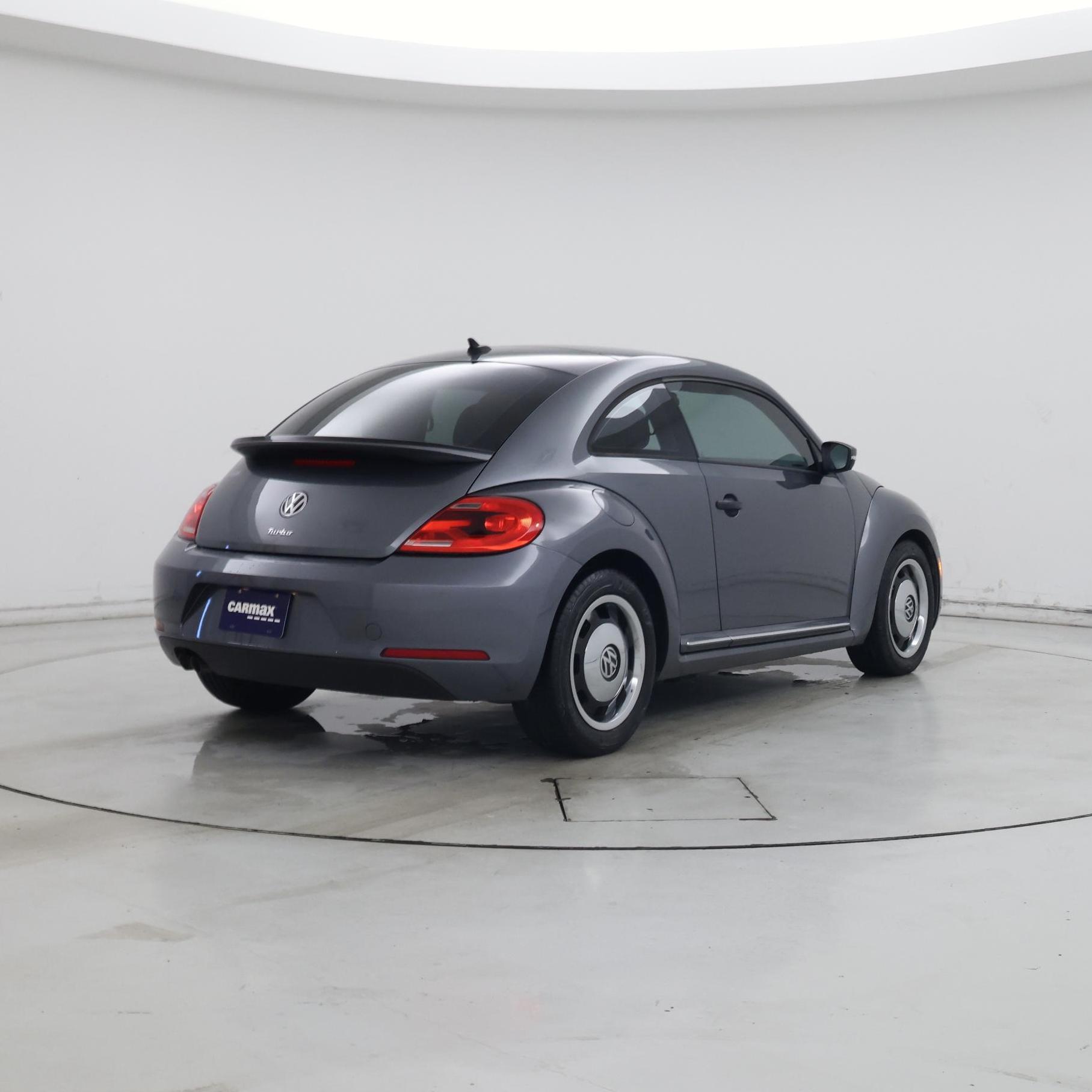 Thumbnail: 2016 Volkswagen Beetle - 8