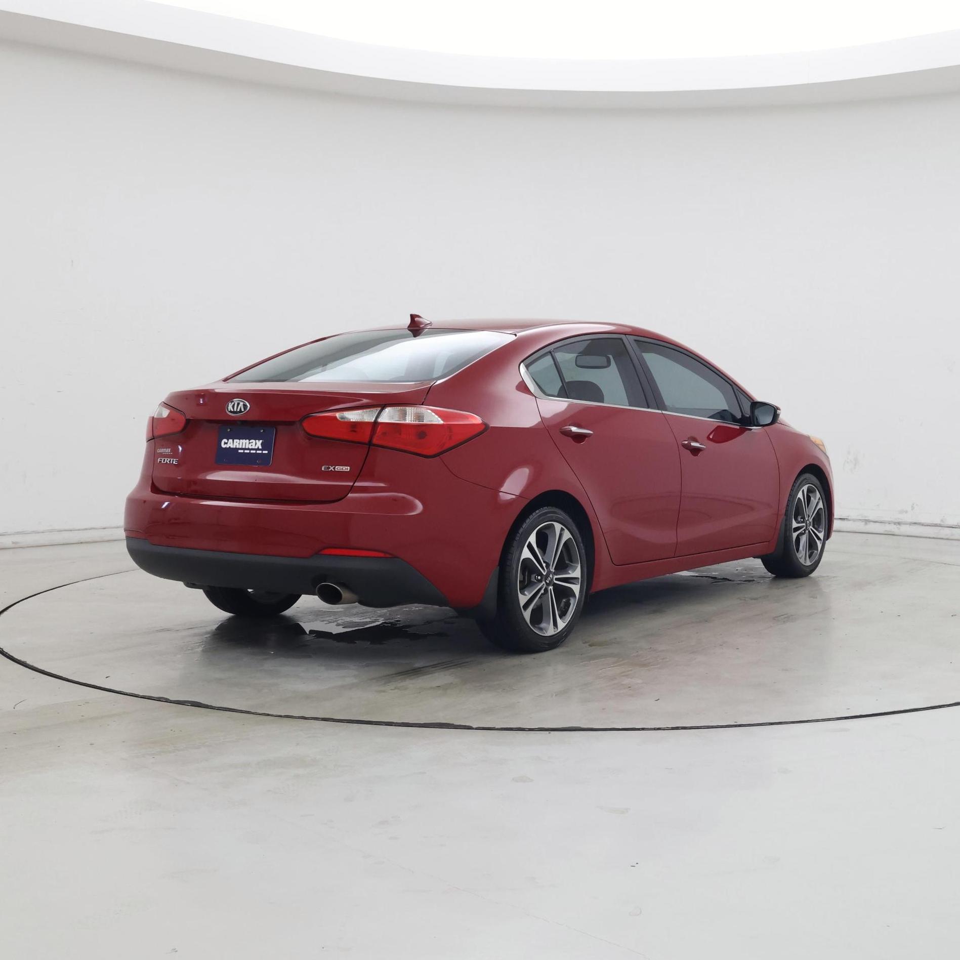 Thumbnail: 2016 Kia Forte - 8