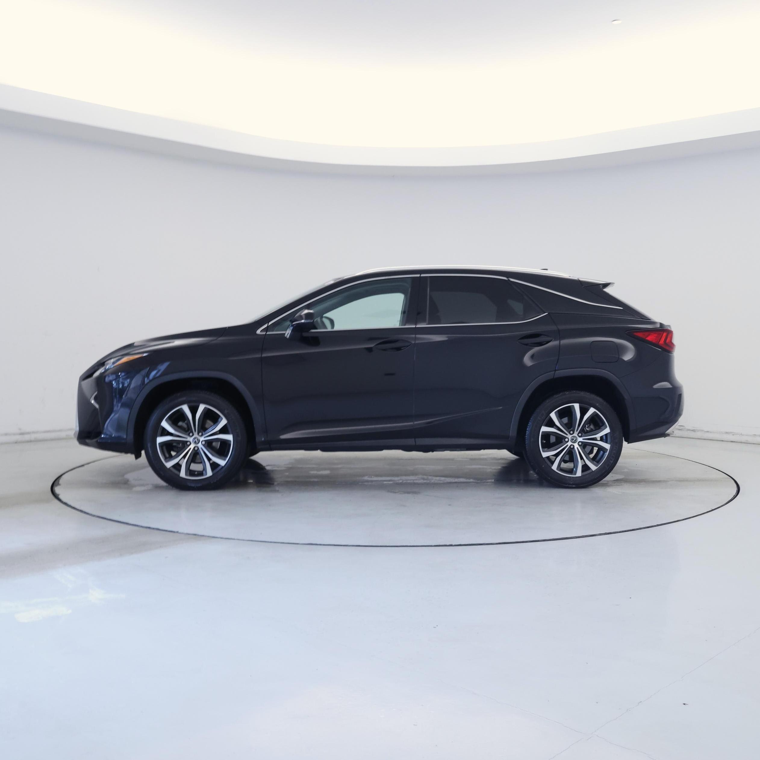 Thumbnail: 2019 Lexus RX - 3