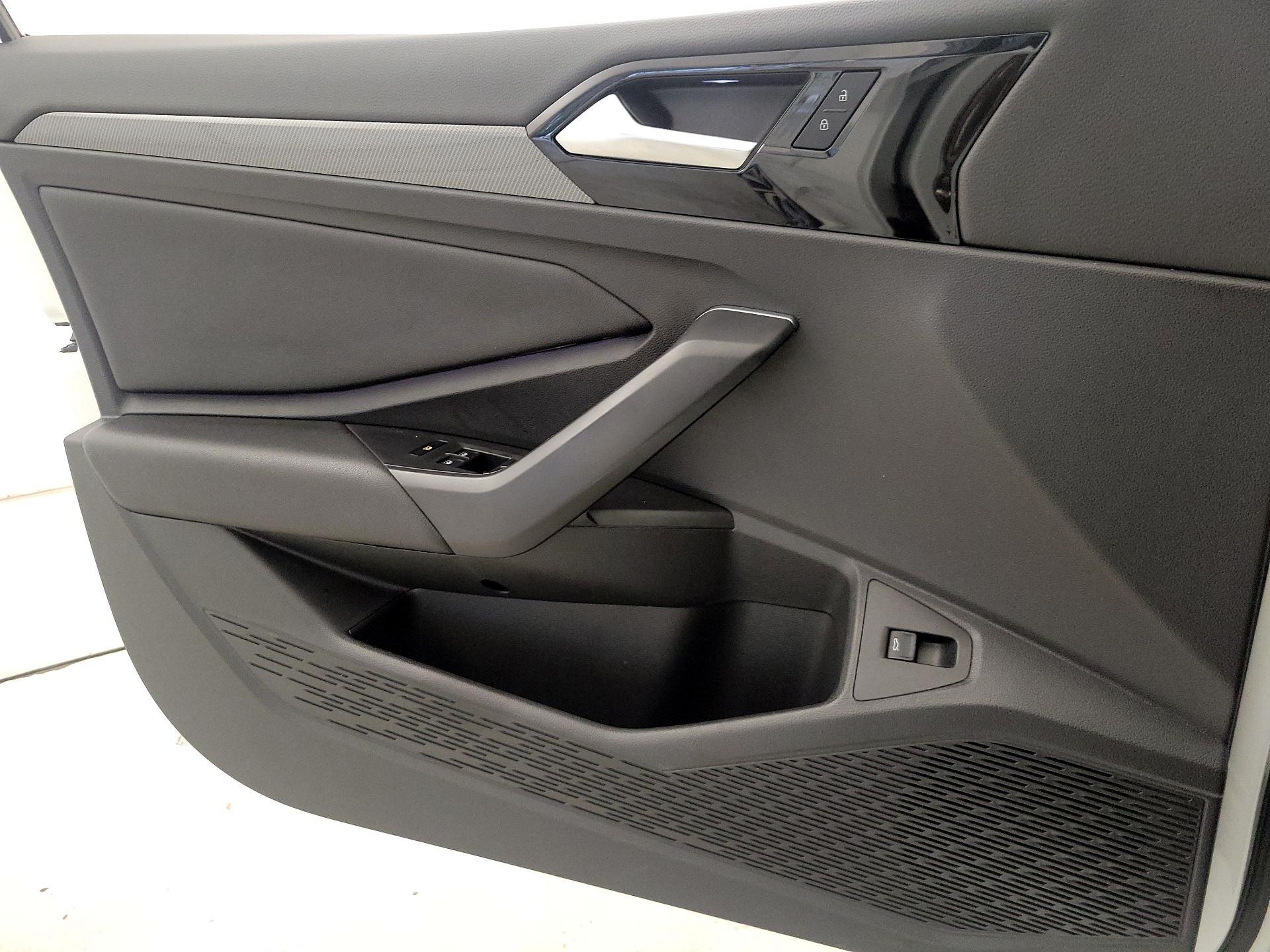Thumbnail: 2020 Volkswagen Jetta - 12