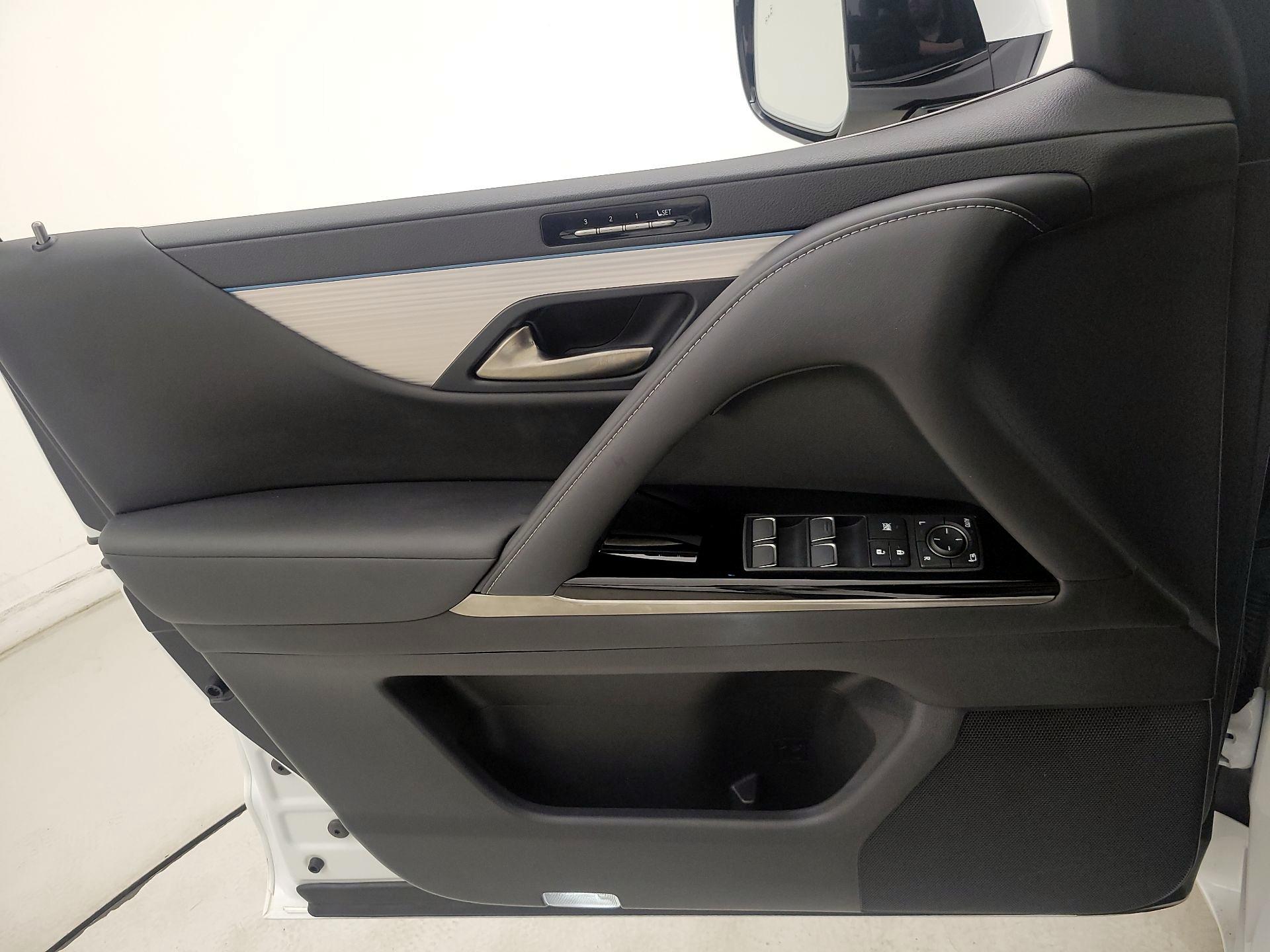 Thumbnail: 2022 Lexus LX - 12