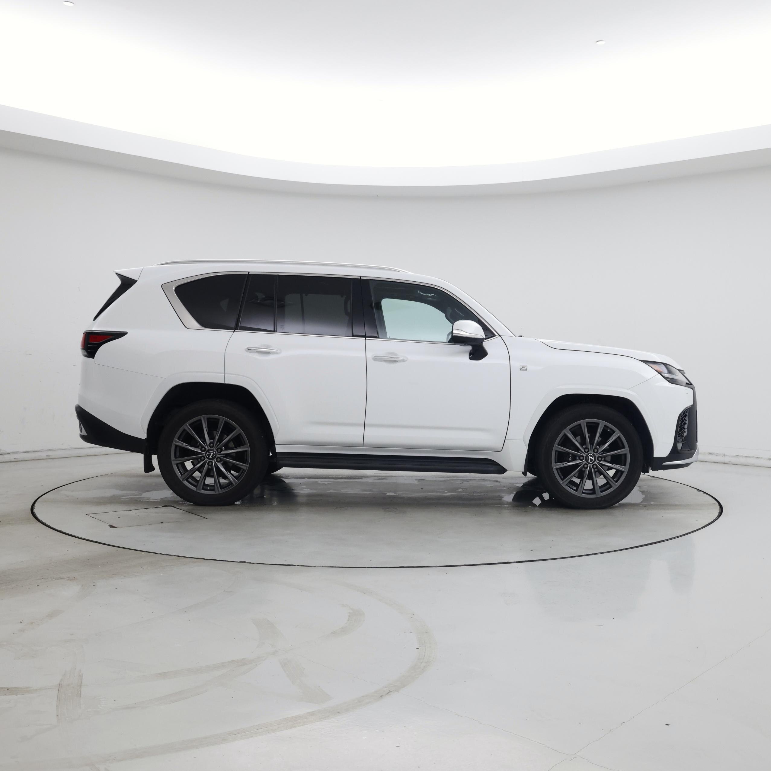 Thumbnail: 2022 Lexus LX - 7