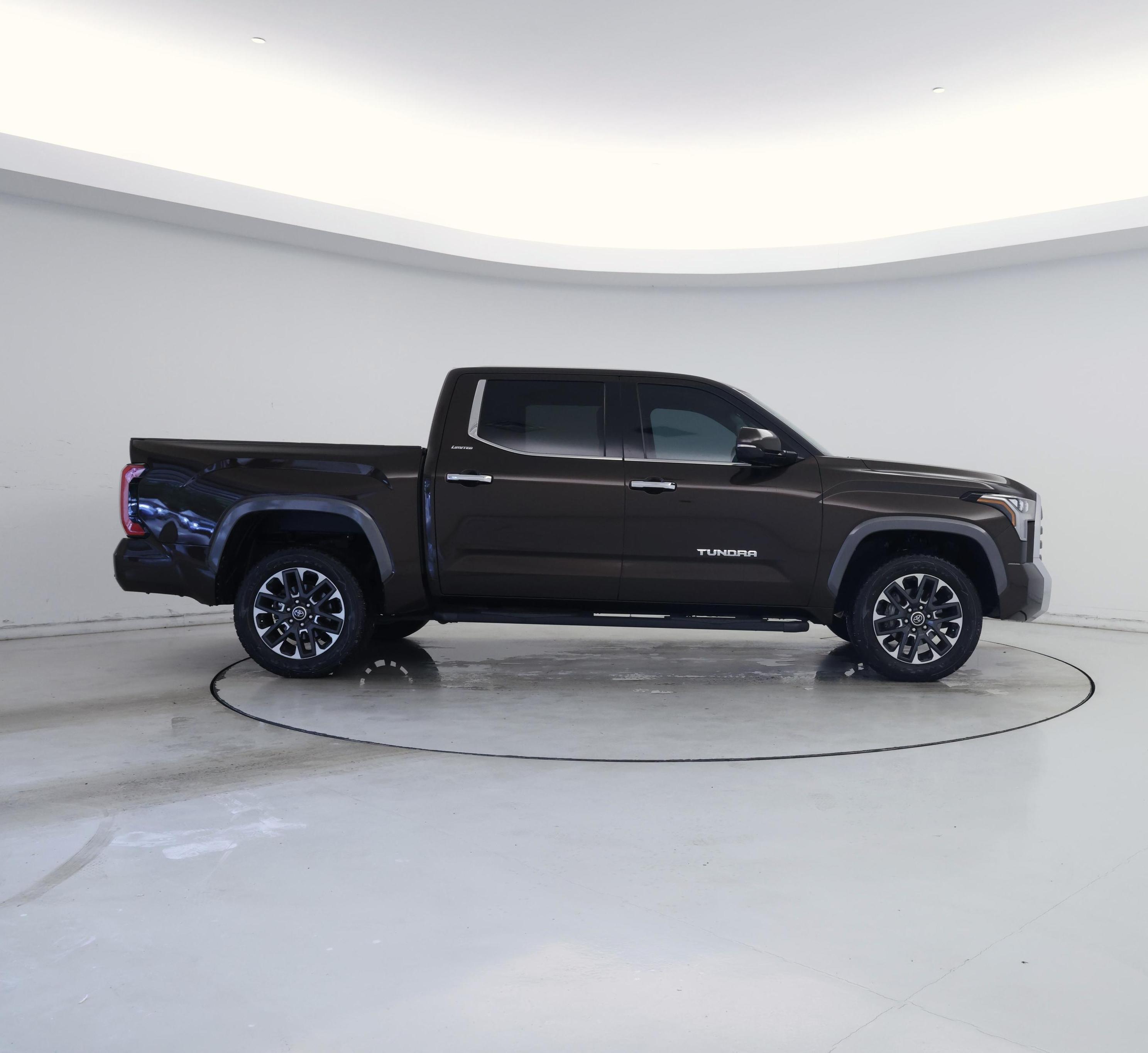 Thumbnail: 2022 Toyota Tundra - 7