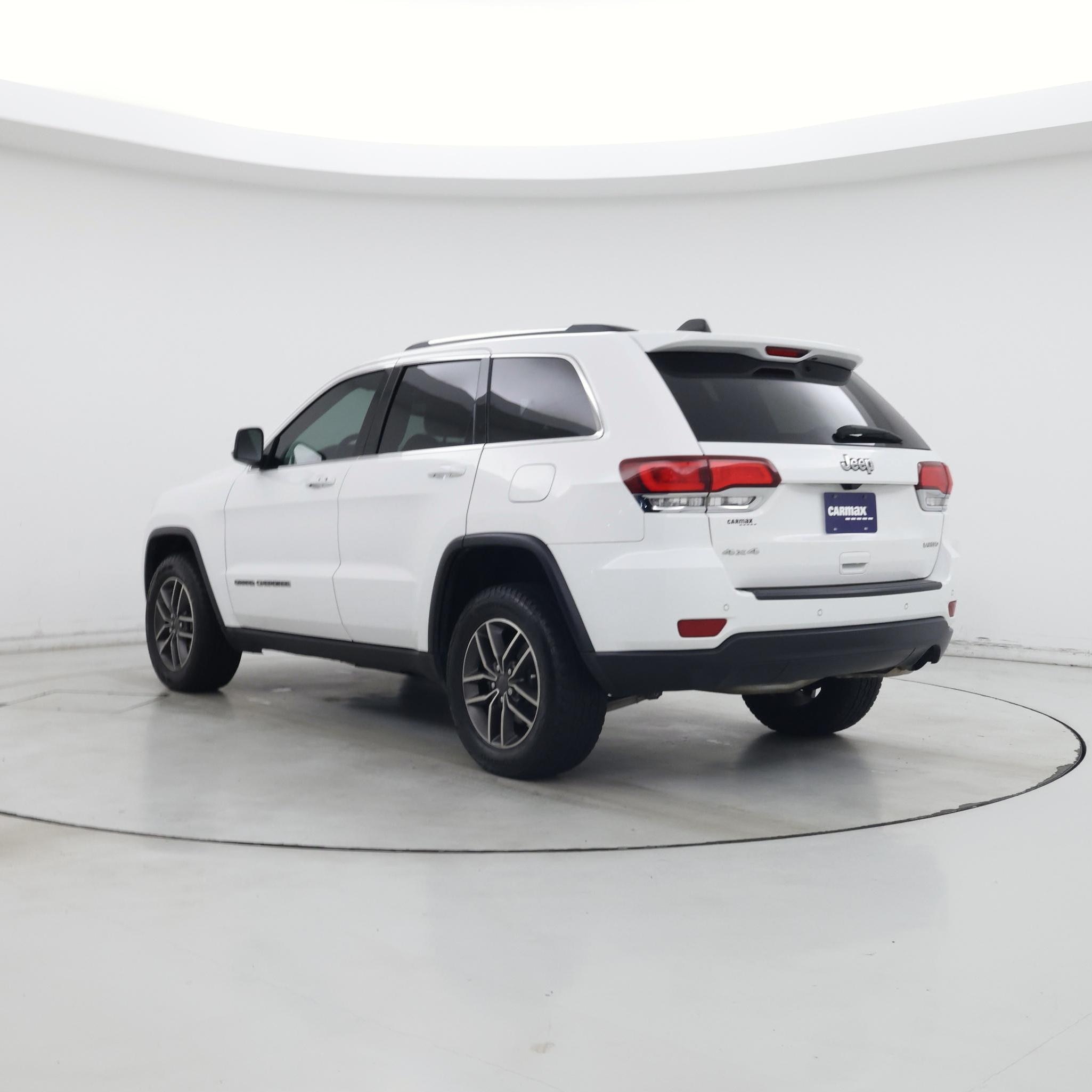 Thumbnail: 2020 Jeep Grand Cherokee - 2