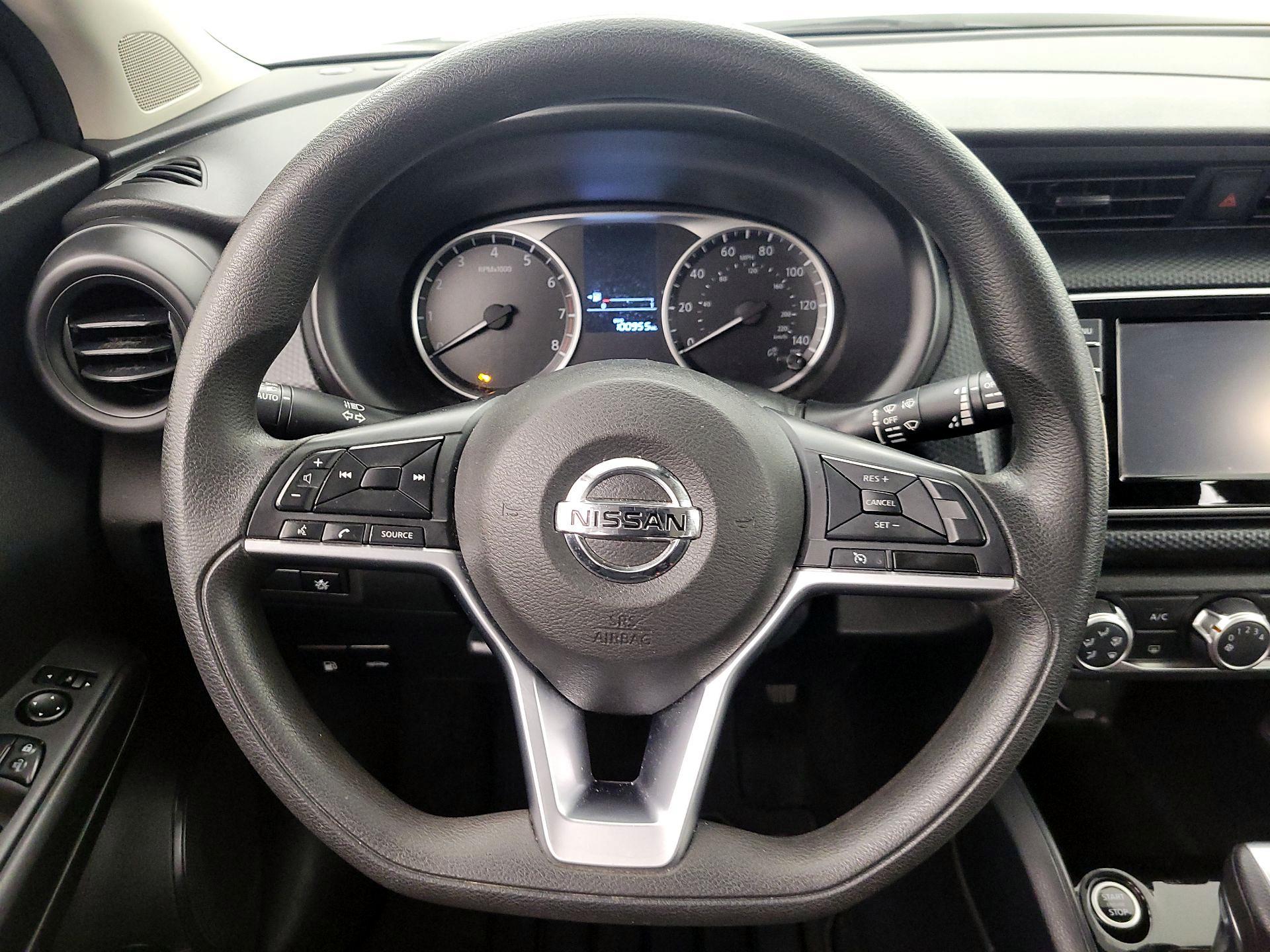 Thumbnail: 2021 Nissan Kicks - 10