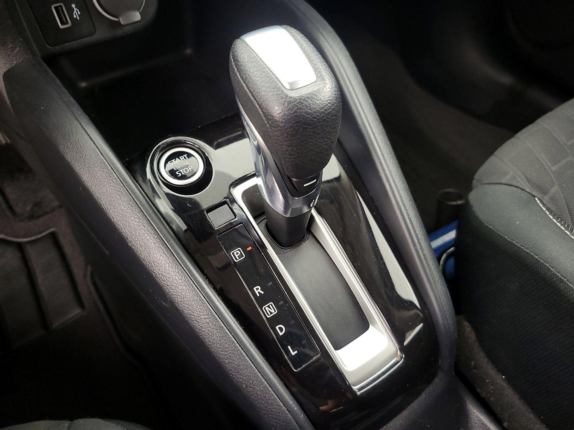 Thumbnail: 2021 Nissan Kicks - 17