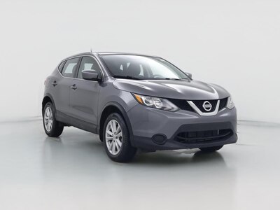 Gray 2017 Nissan Rogue Sport S