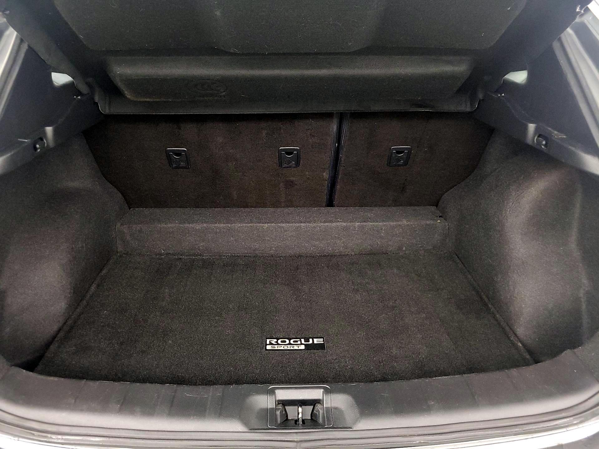 Thumbnail: 2017 Nissan Rogue Sport - 20