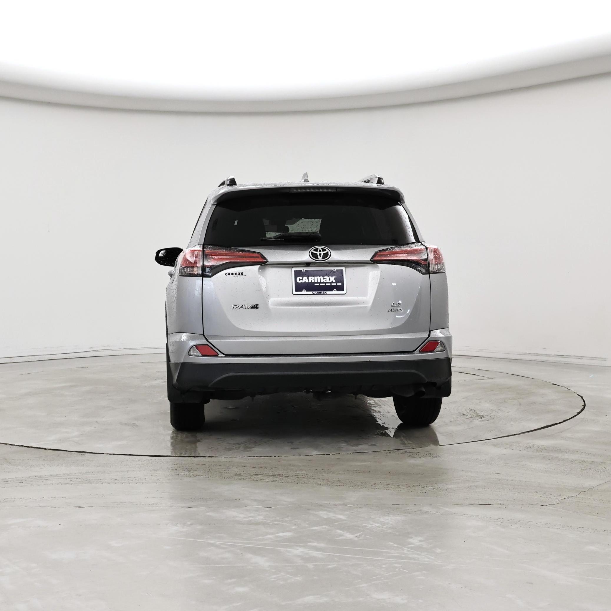 Thumbnail: 2018 Toyota RAV4 - 6
