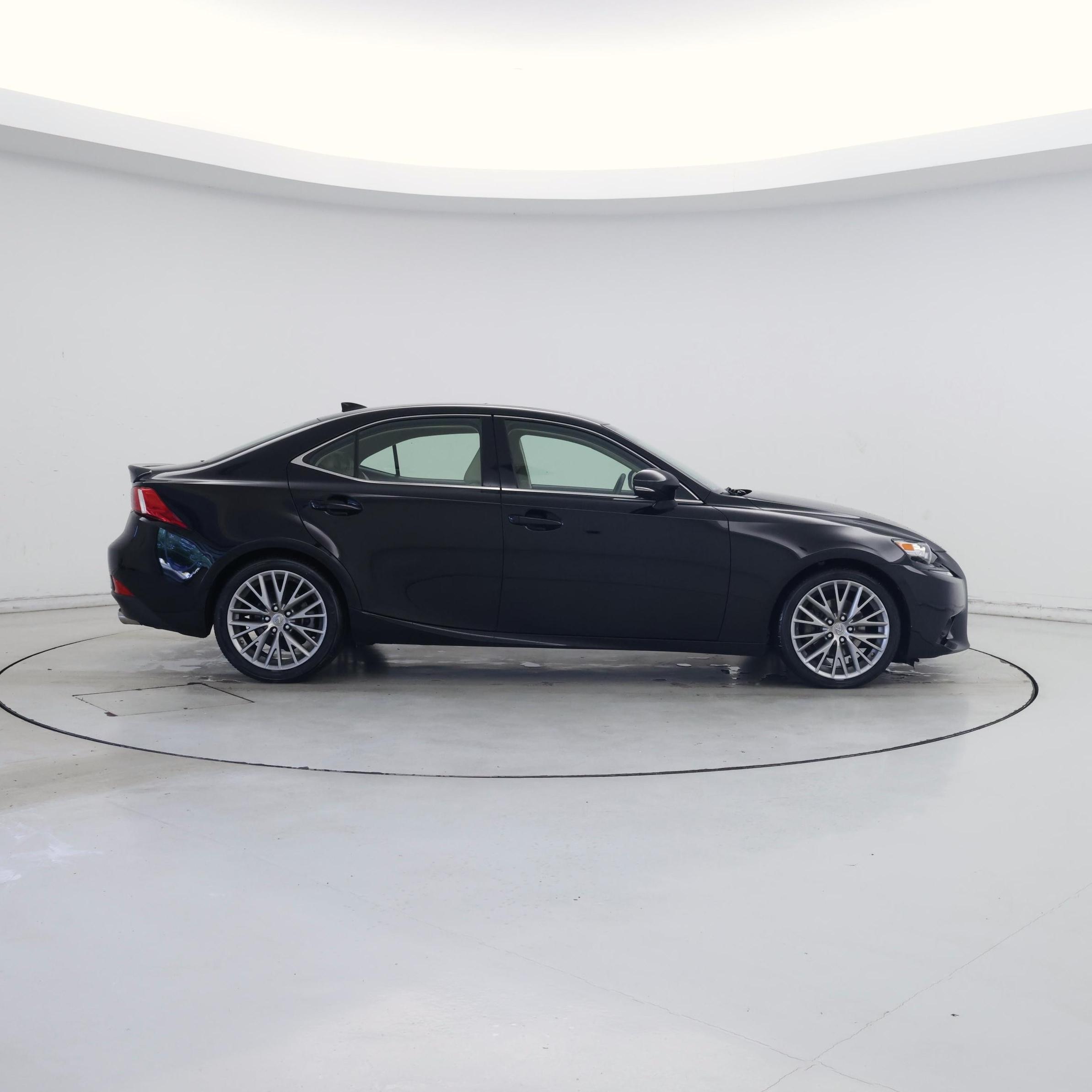 Thumbnail: 2015 Lexus IS - 7