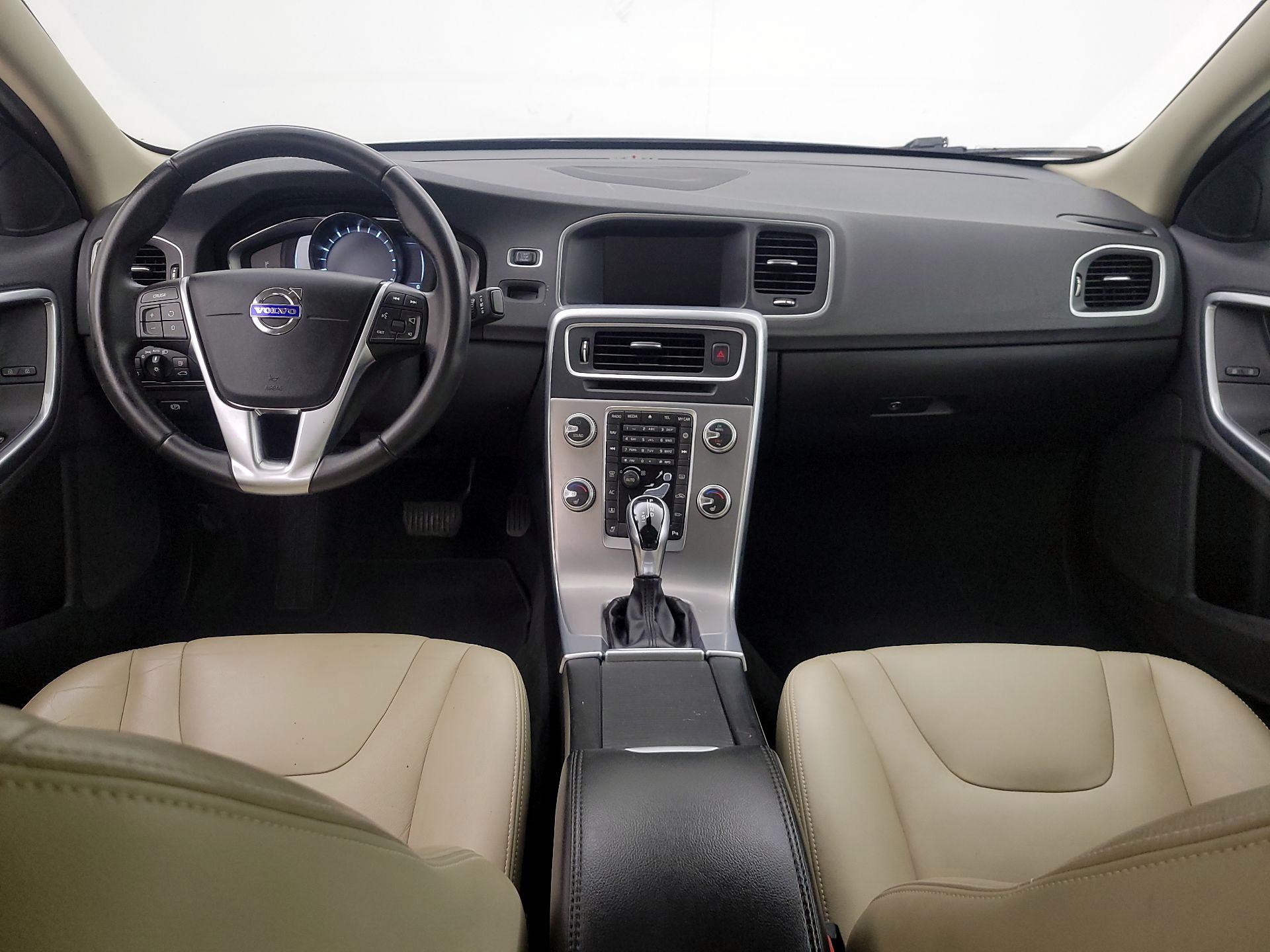 Thumbnail: 2017 Volvo S60 - 9