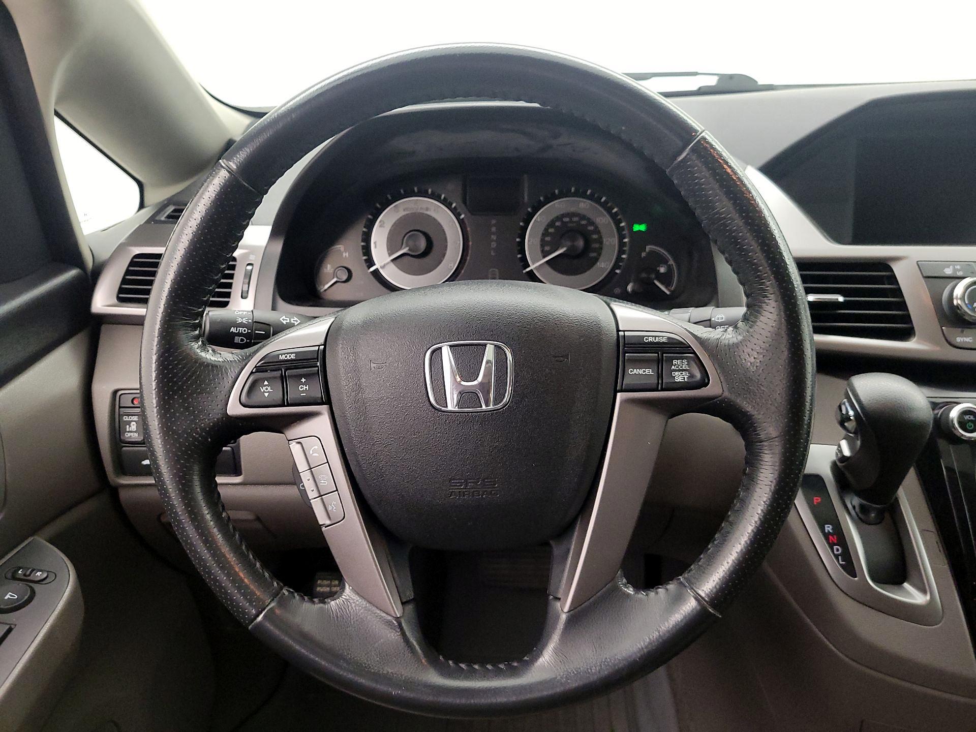Thumbnail: 2016 Honda Odyssey - 10