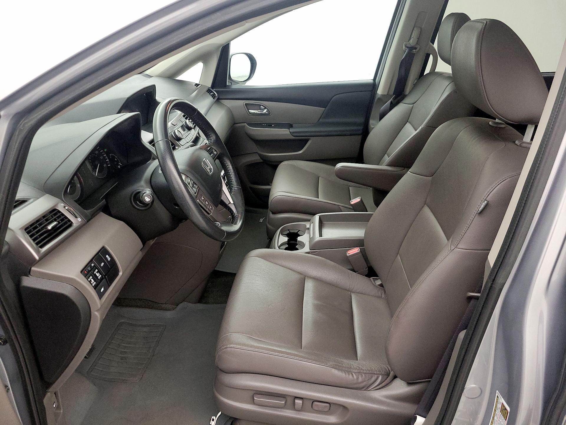 Thumbnail: 2016 Honda Odyssey - 11