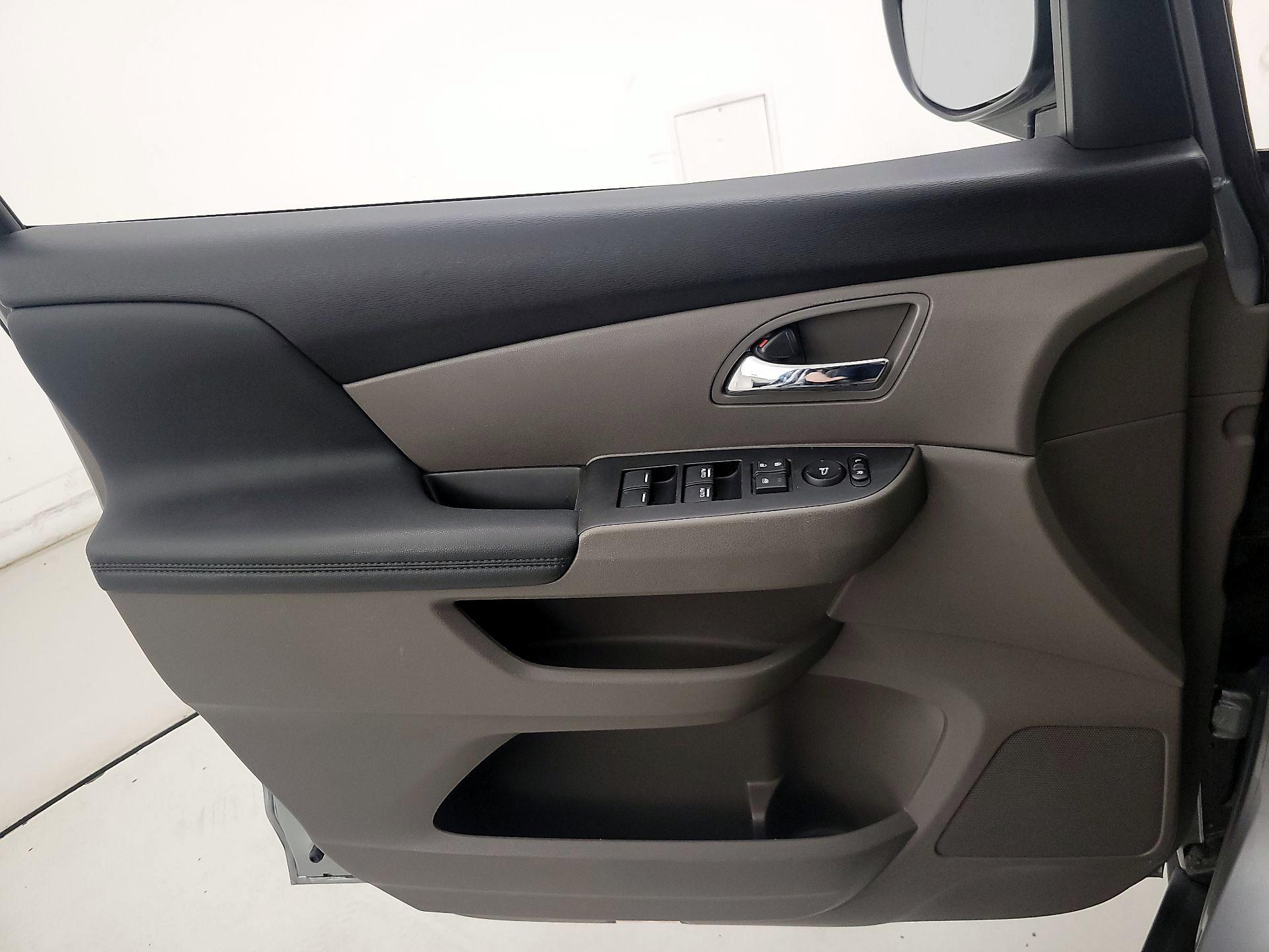 Thumbnail: 2016 Honda Odyssey - 12