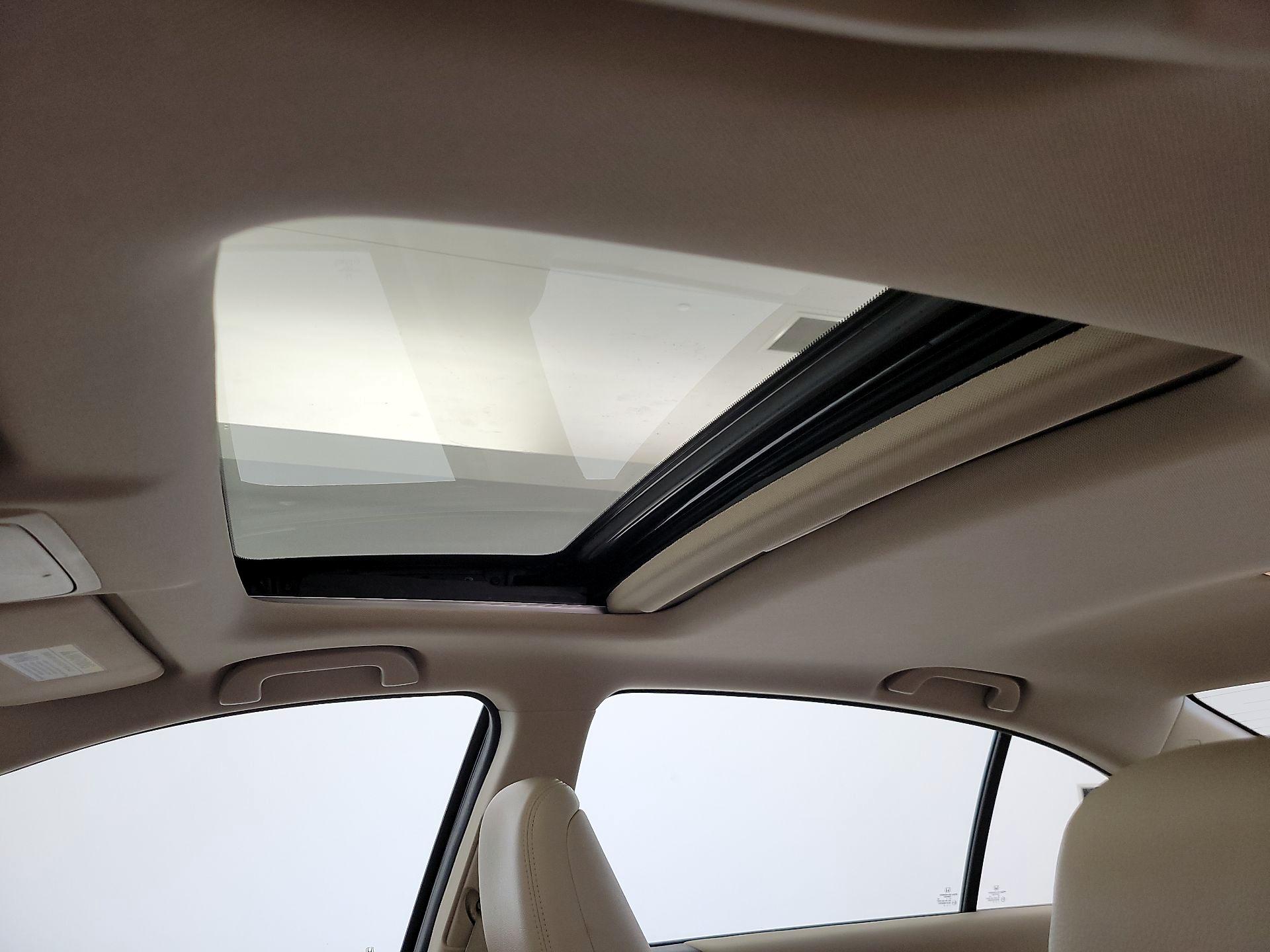 Thumbnail: 2015 Honda Accord - 19