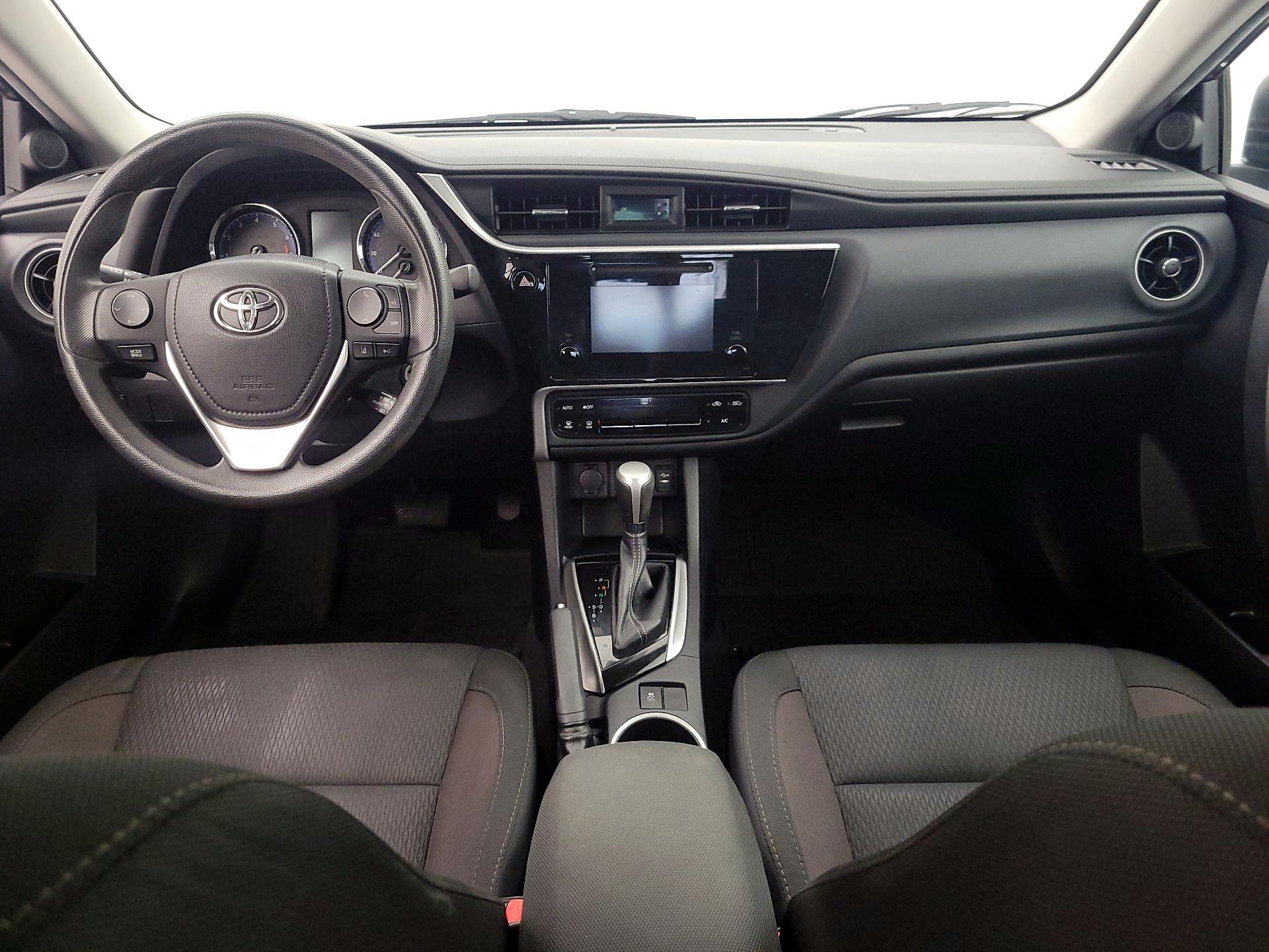 Thumbnail: 2018 Toyota Corolla - 9