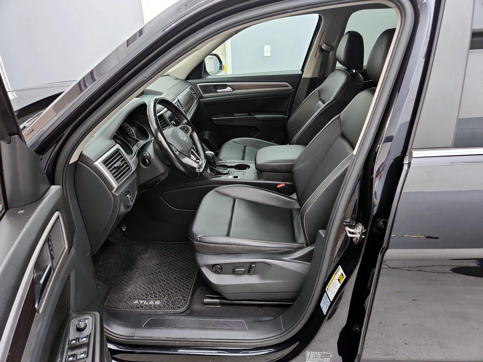 Thumbnail: 2021 Volkswagen Atlas - 11