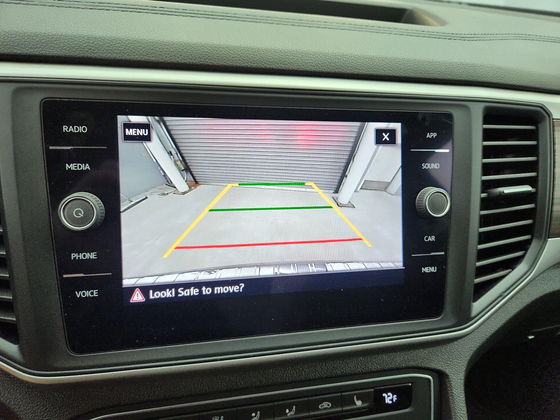 Thumbnail: 2021 Volkswagen Atlas - 14