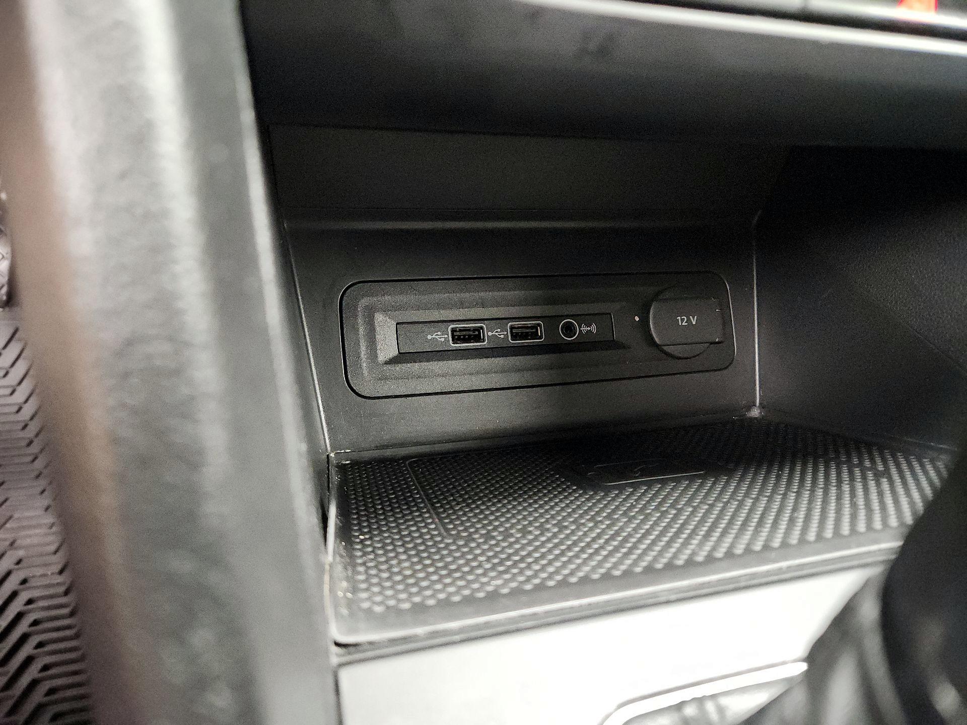 Thumbnail: 2021 Volkswagen Atlas - 18