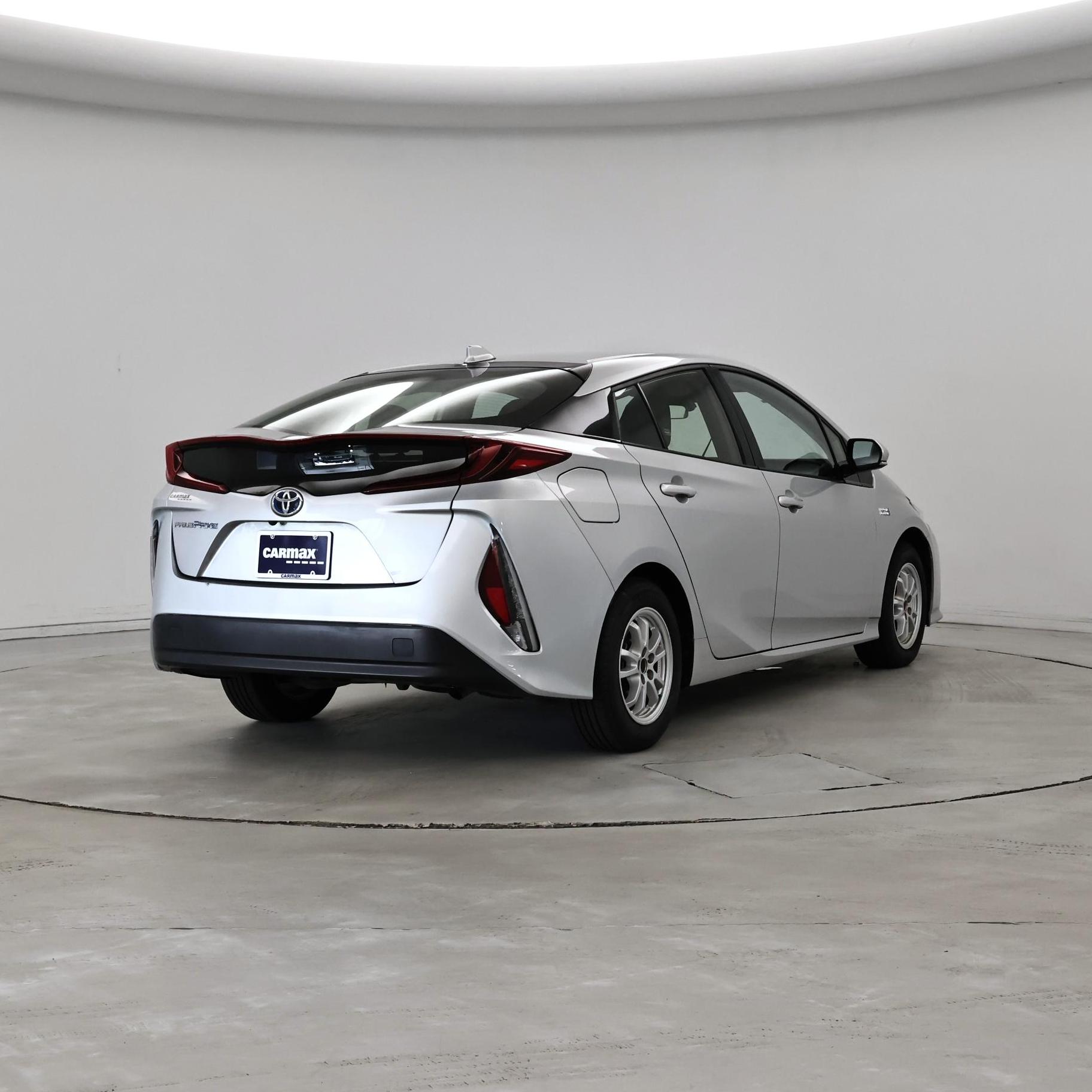 Thumbnail: 2020 Toyota Prius Prime - 8