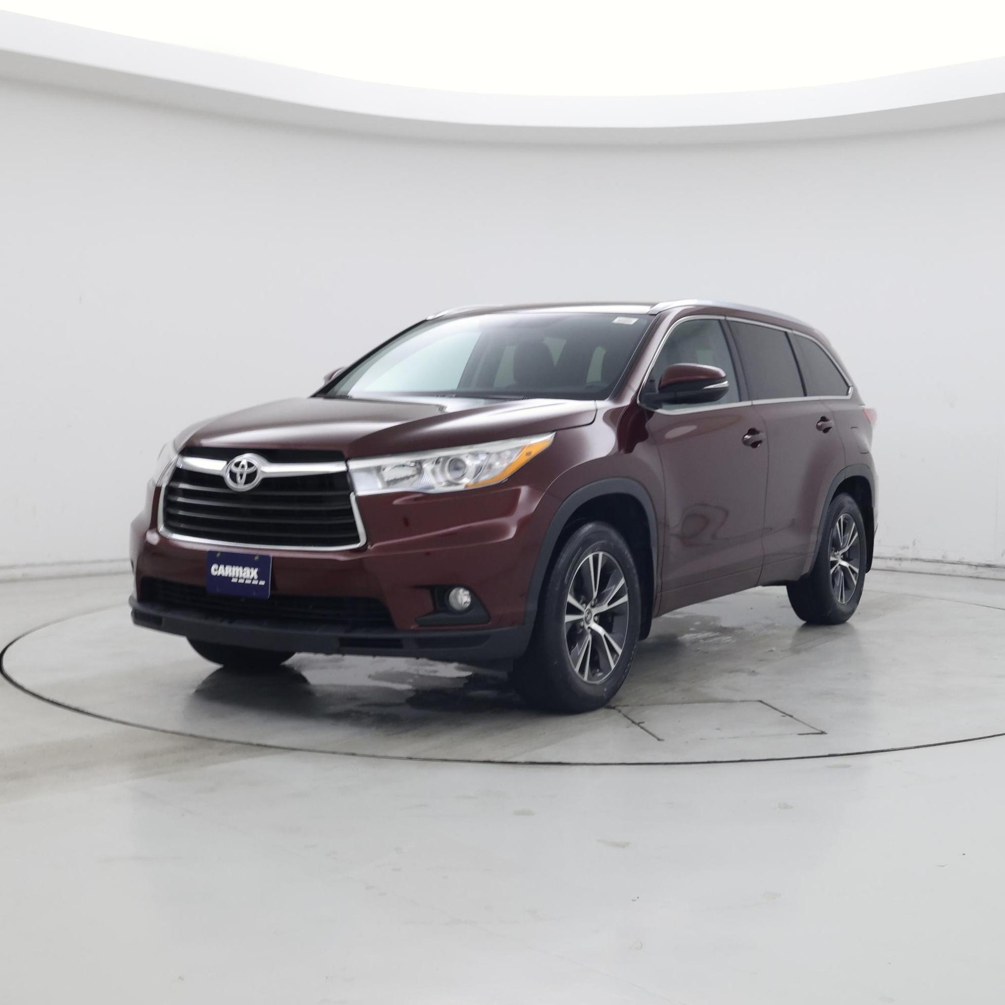 Thumbnail: 2016 Toyota Highlander - 4