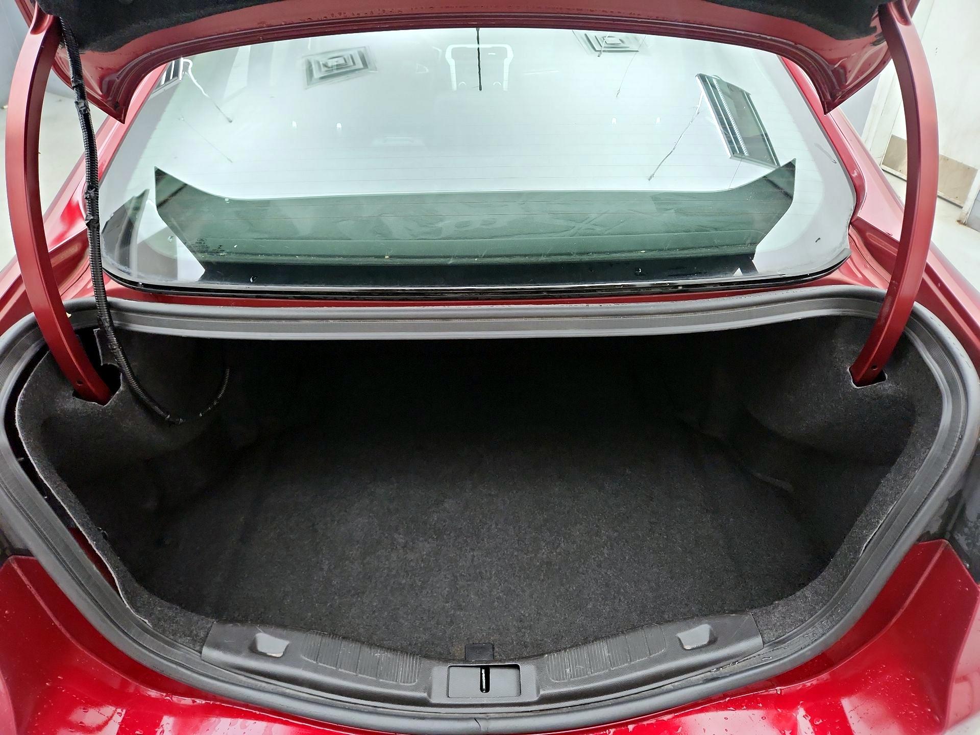 Thumbnail: 2015 Ford Fusion - 20