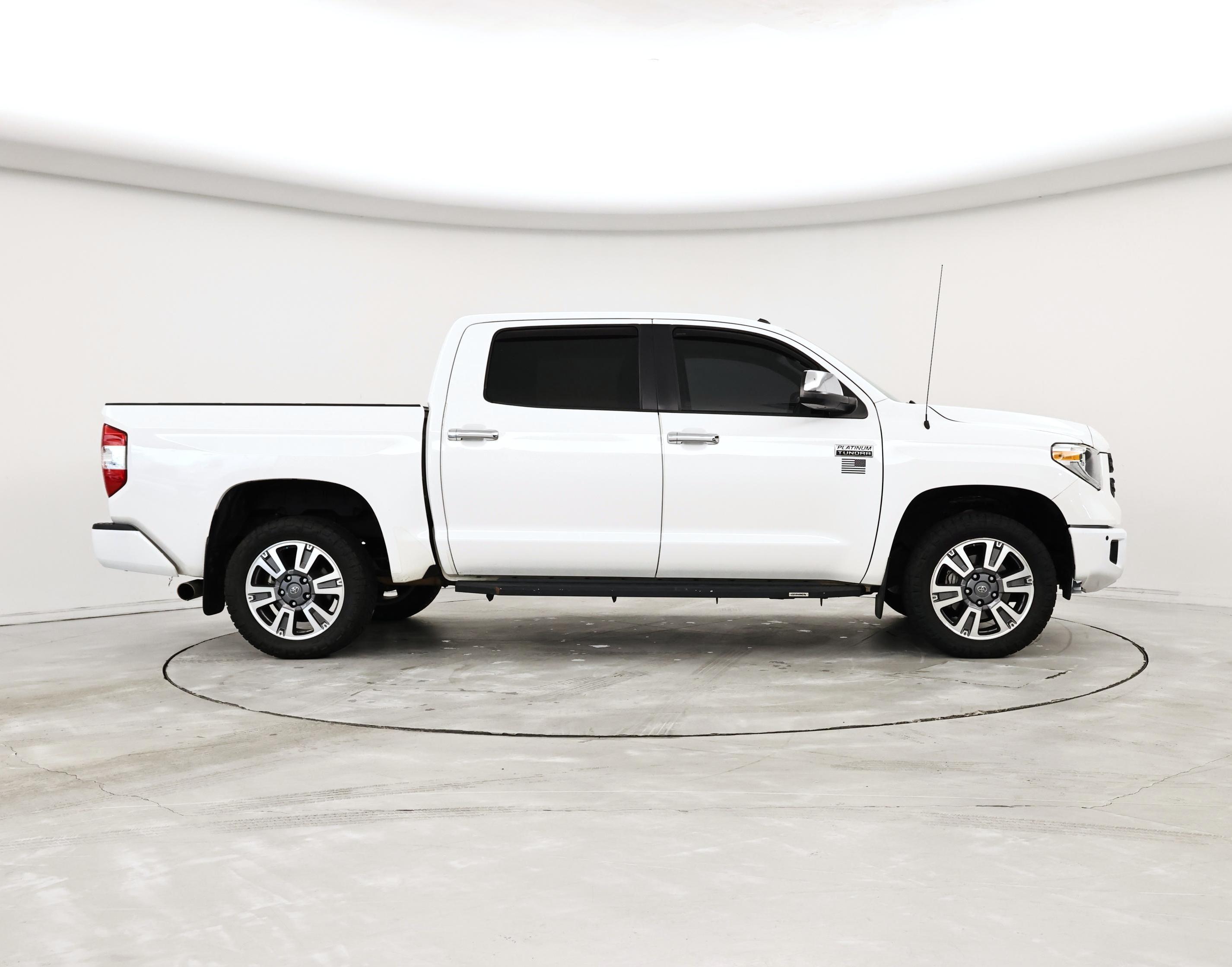 Thumbnail: 2019 Toyota Tundra - 7